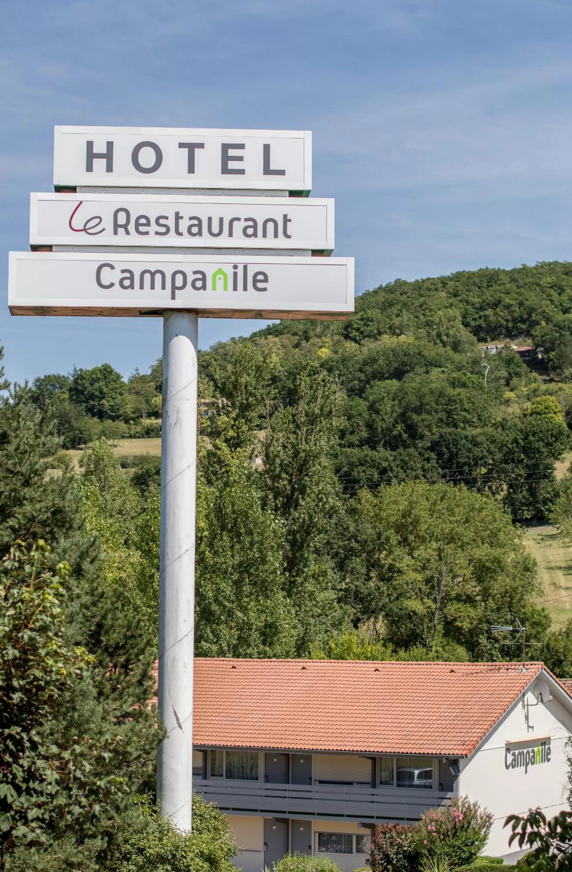 Property logo or sign in Campanile Villeneuve-Sur-Lot