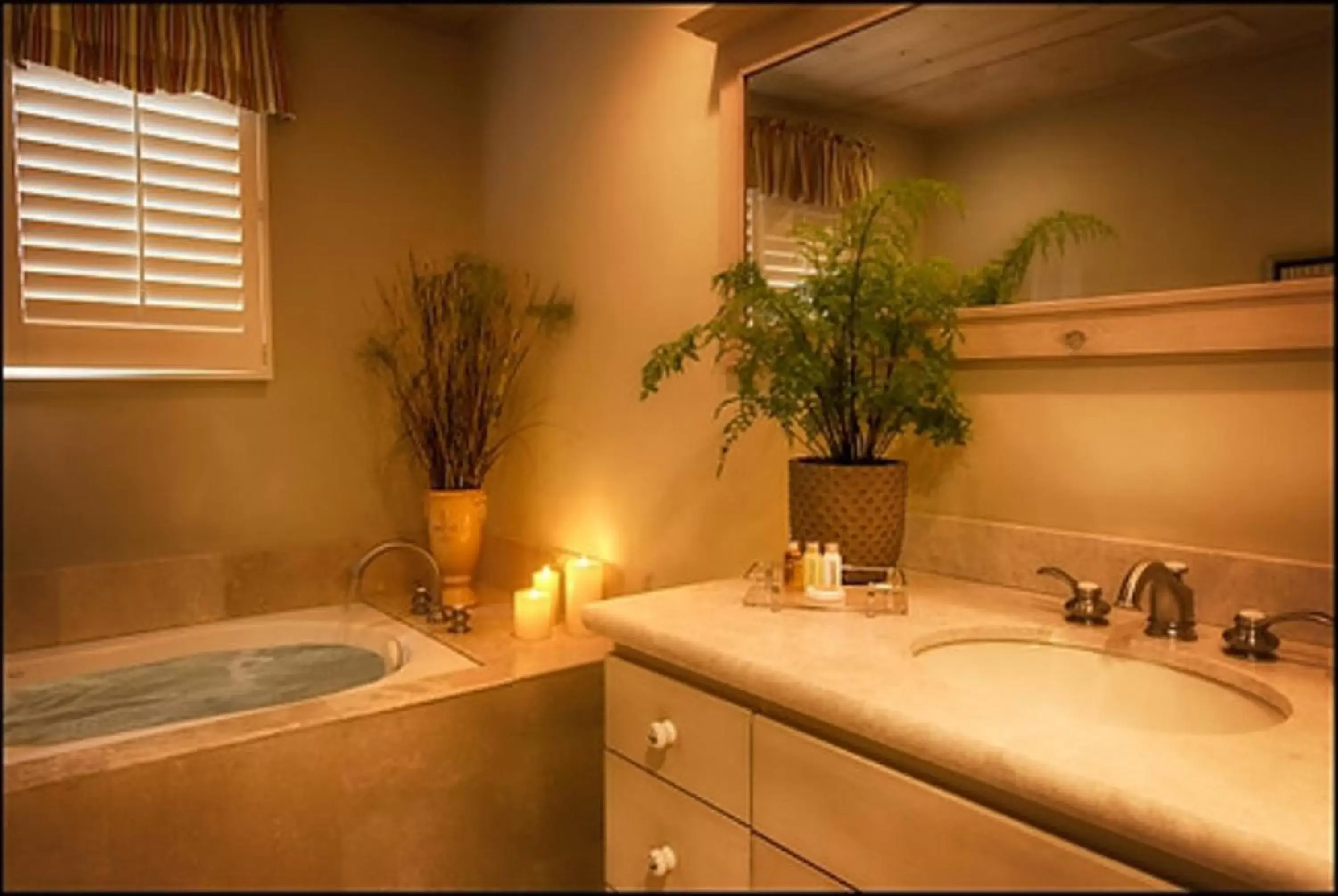 Bathroom in Carmel Country Inn