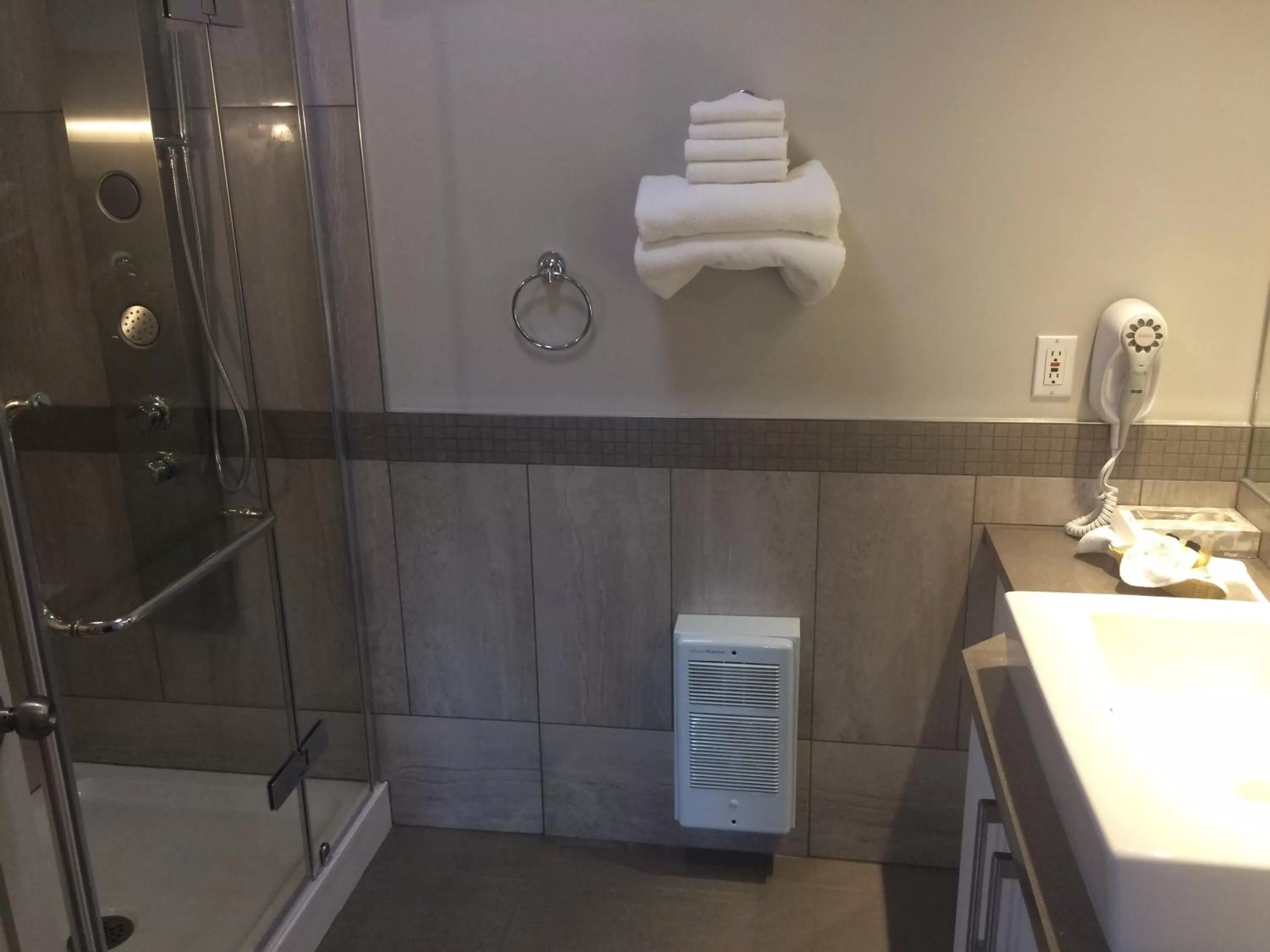 Bathroom in Auberge l'Ambassadeur