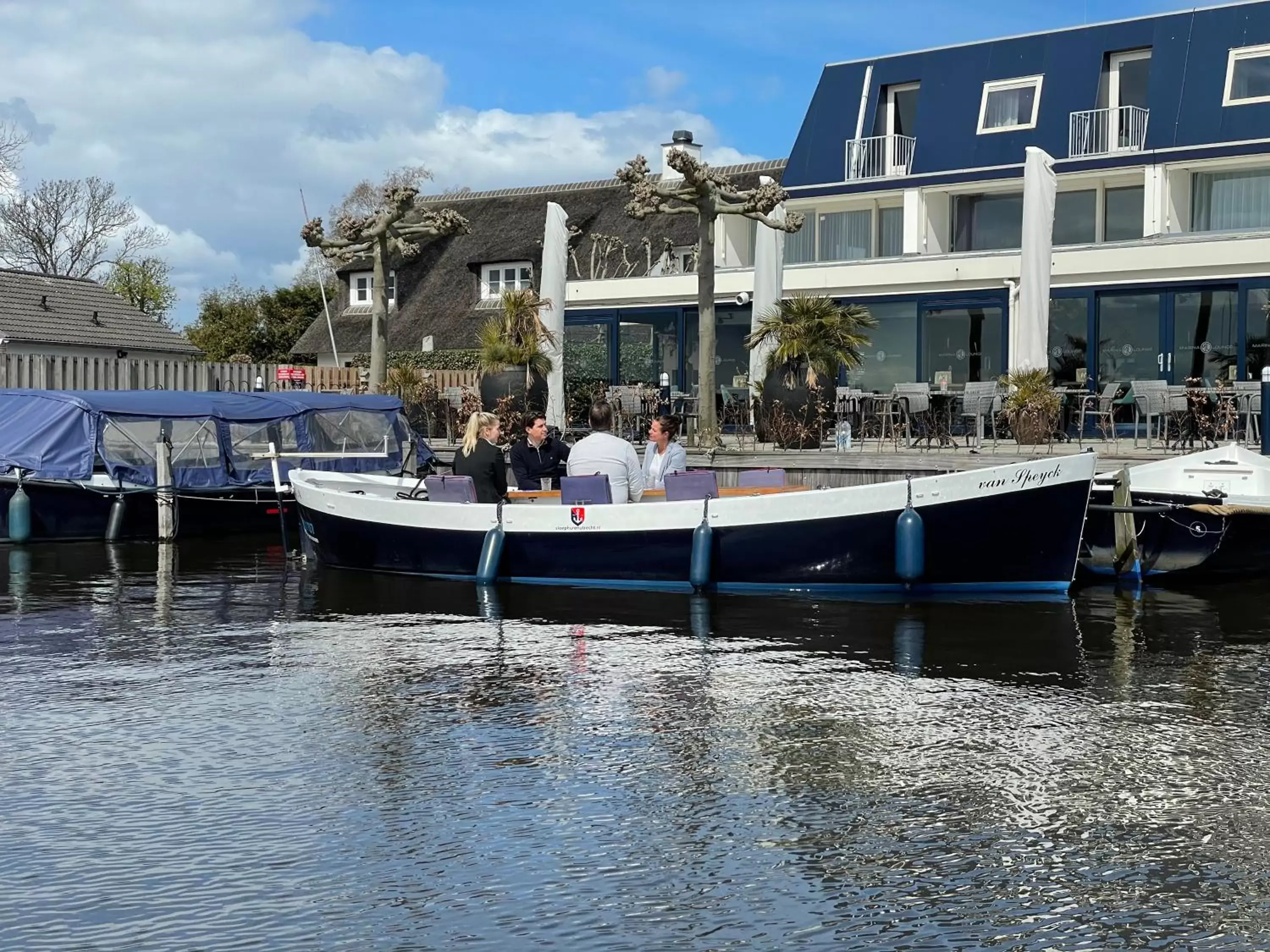 Activities in Fletcher Hotel Restaurant Loosdrecht-Amsterdam Activities in Fletcher Hotel Restaurant Loosdrecht-Amsterdam