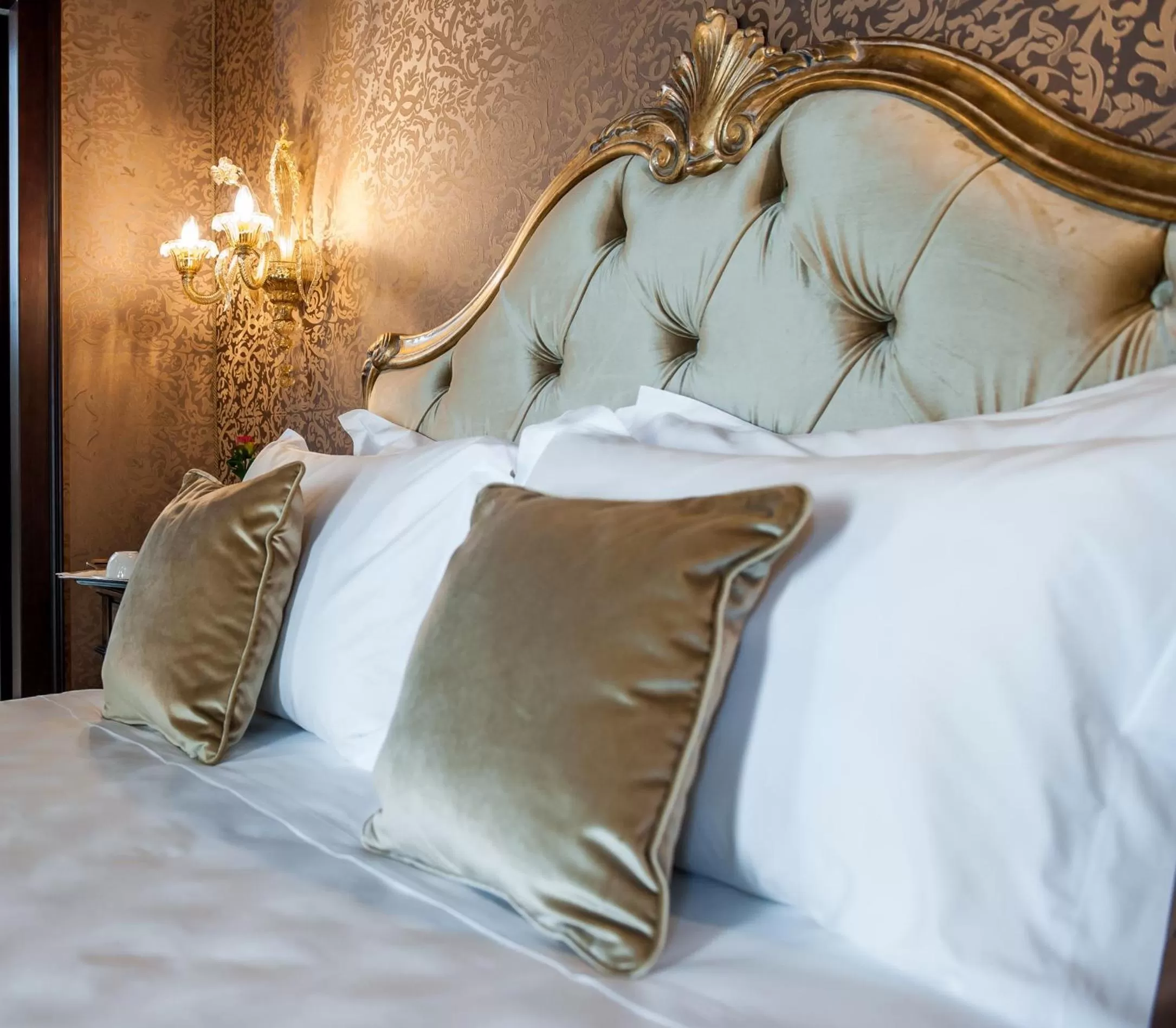 Comfort Double Room in Hotel Nani Mocenigo Palace