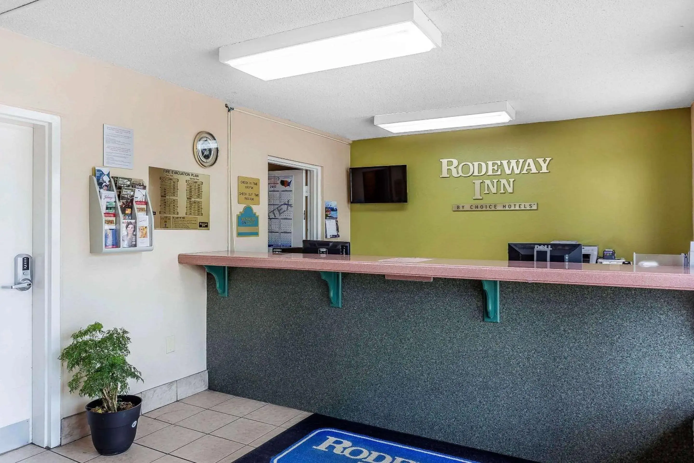 Lobby or reception, Lobby/Reception in Rodeway Inn