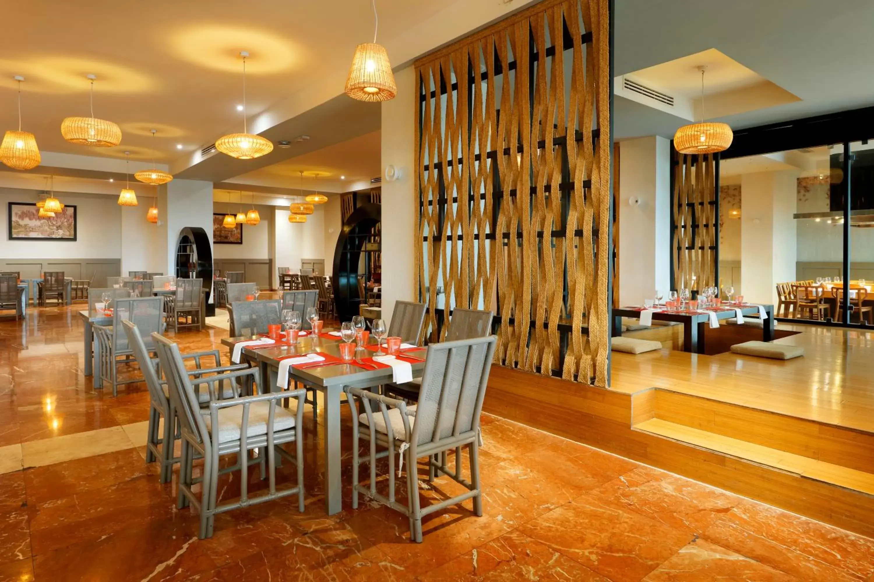 Restaurant/places to eat in Grand Palladium Jamaica Resort & Spa All Inclusive Restaurant/places to eat in Grand Palladium Jamaica Resort & Spa All Inclusive