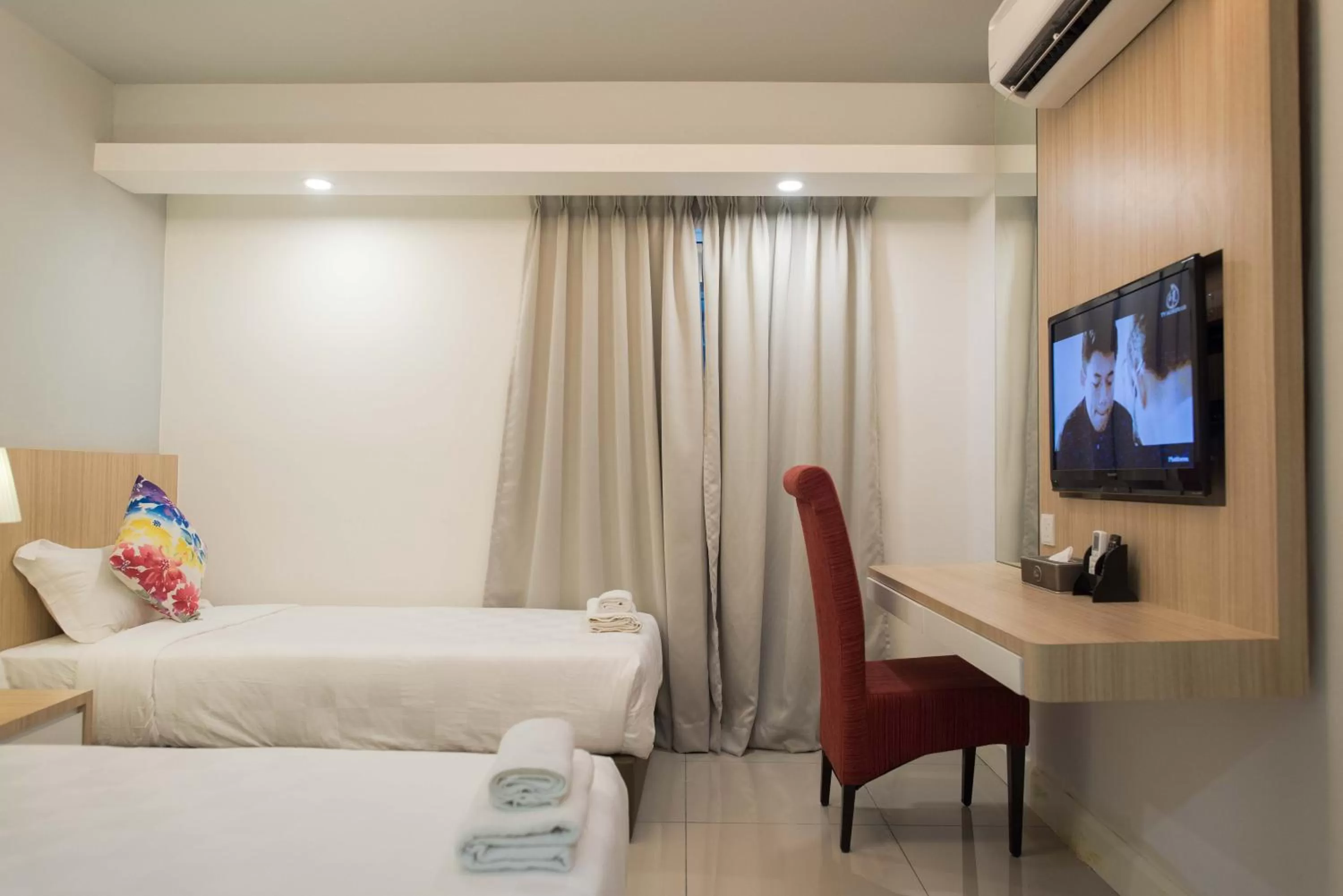 Bed in Mornington Hotel Waterfront Lumut