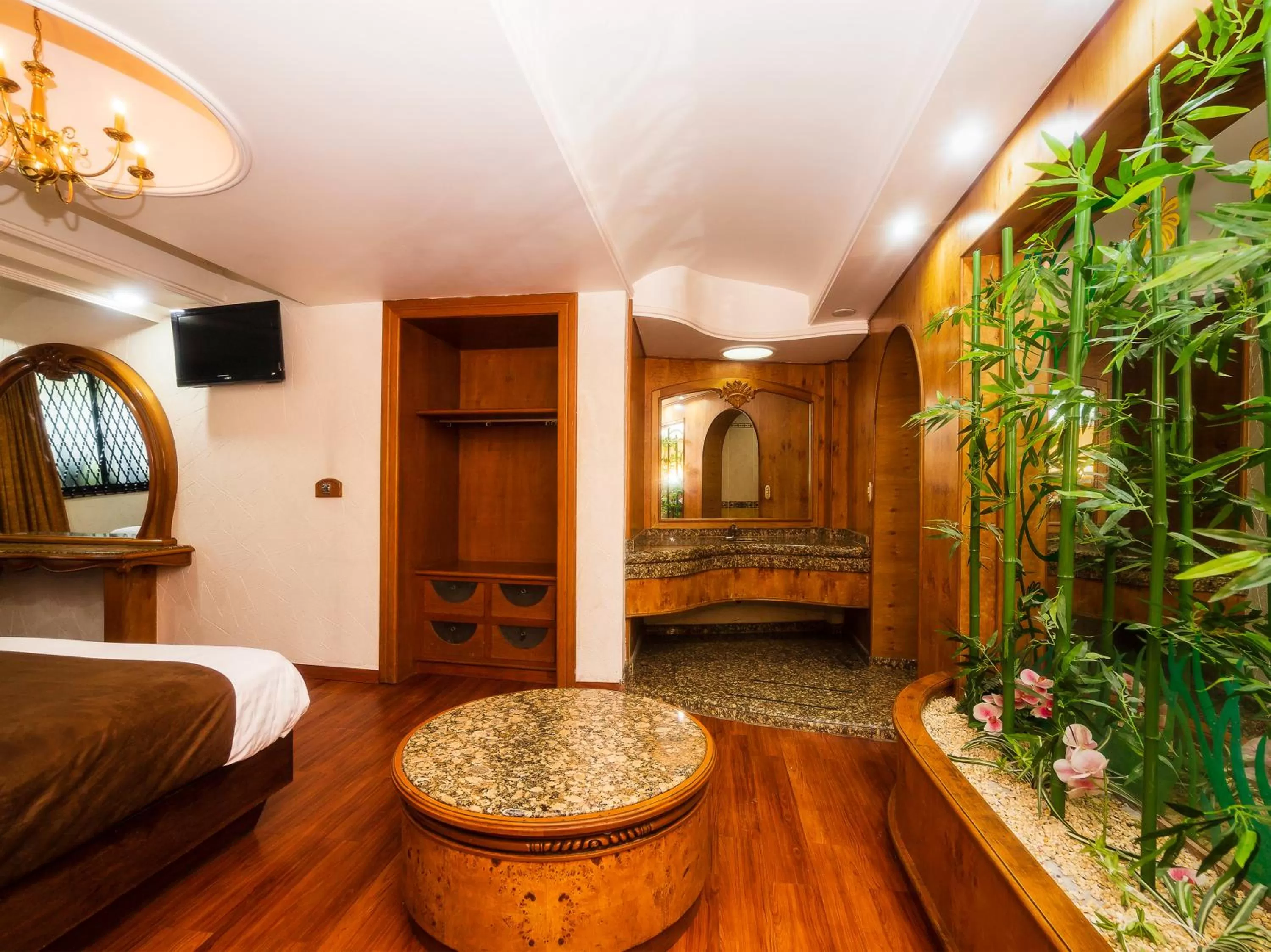 Bedroom in Hotel Normandie