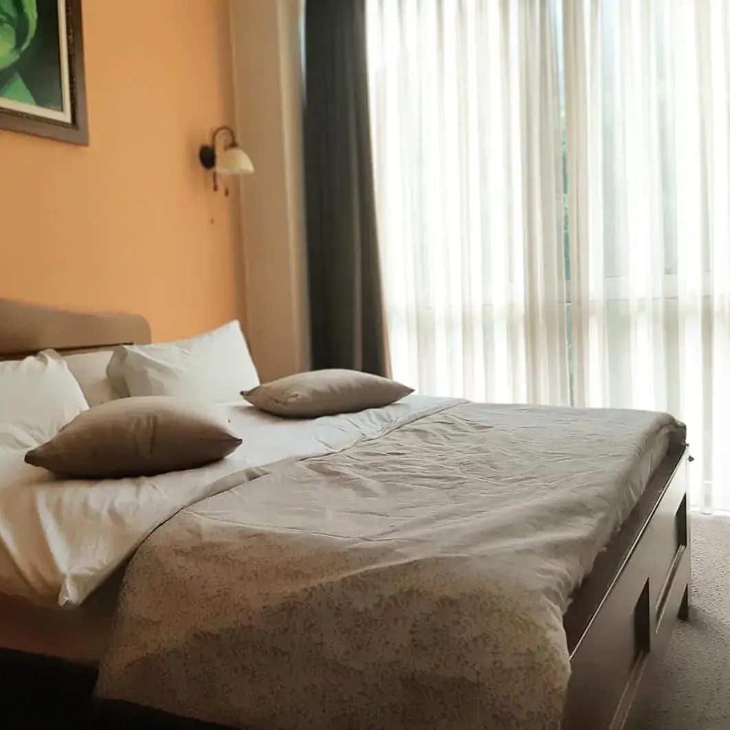 Bedroom, Bed in Hotel Monte Rosa