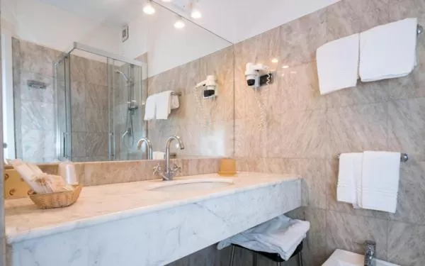 Shower in Hotel San Giorgio