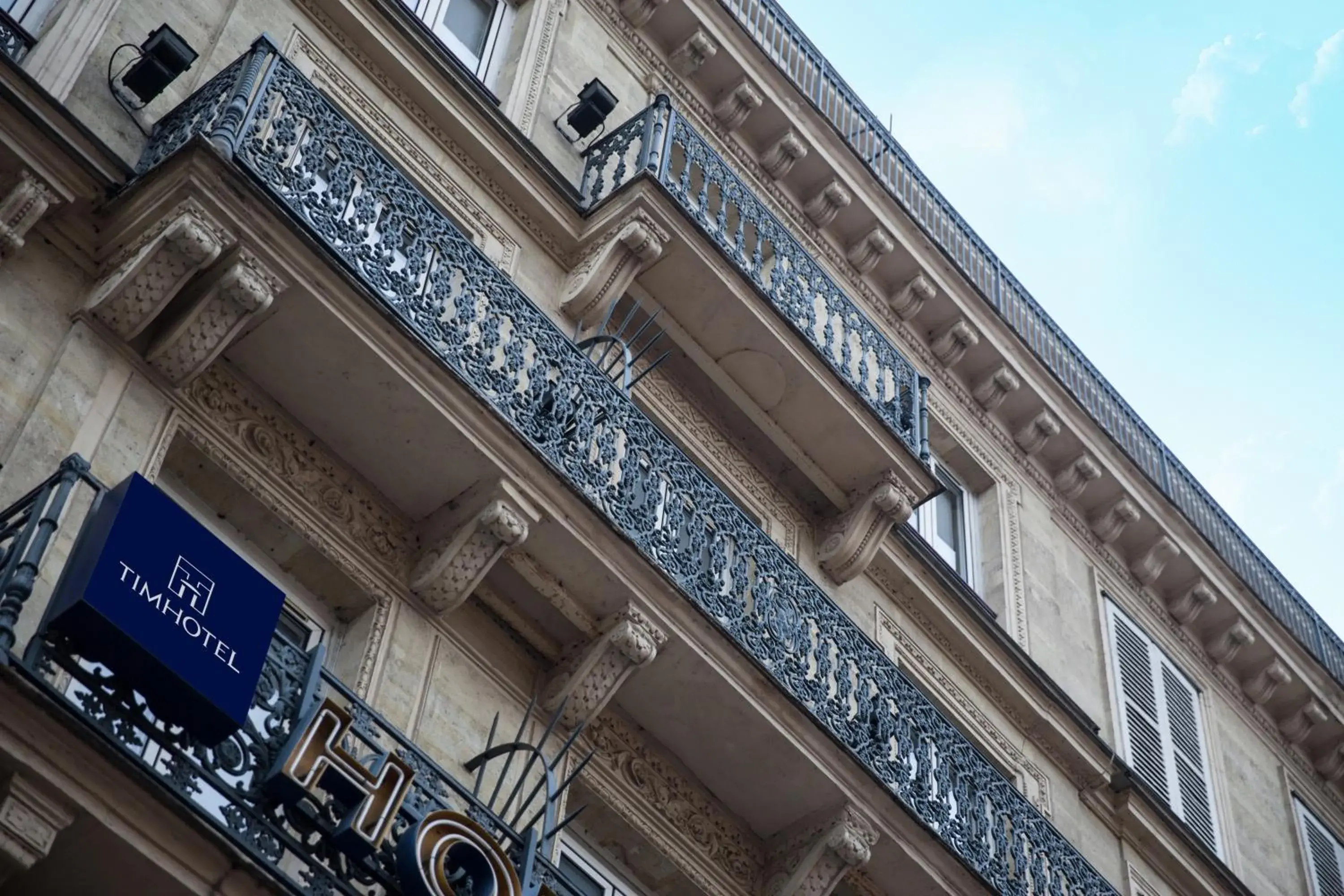 Property Building in Kyriad Paris 10 - Gare Du Nord