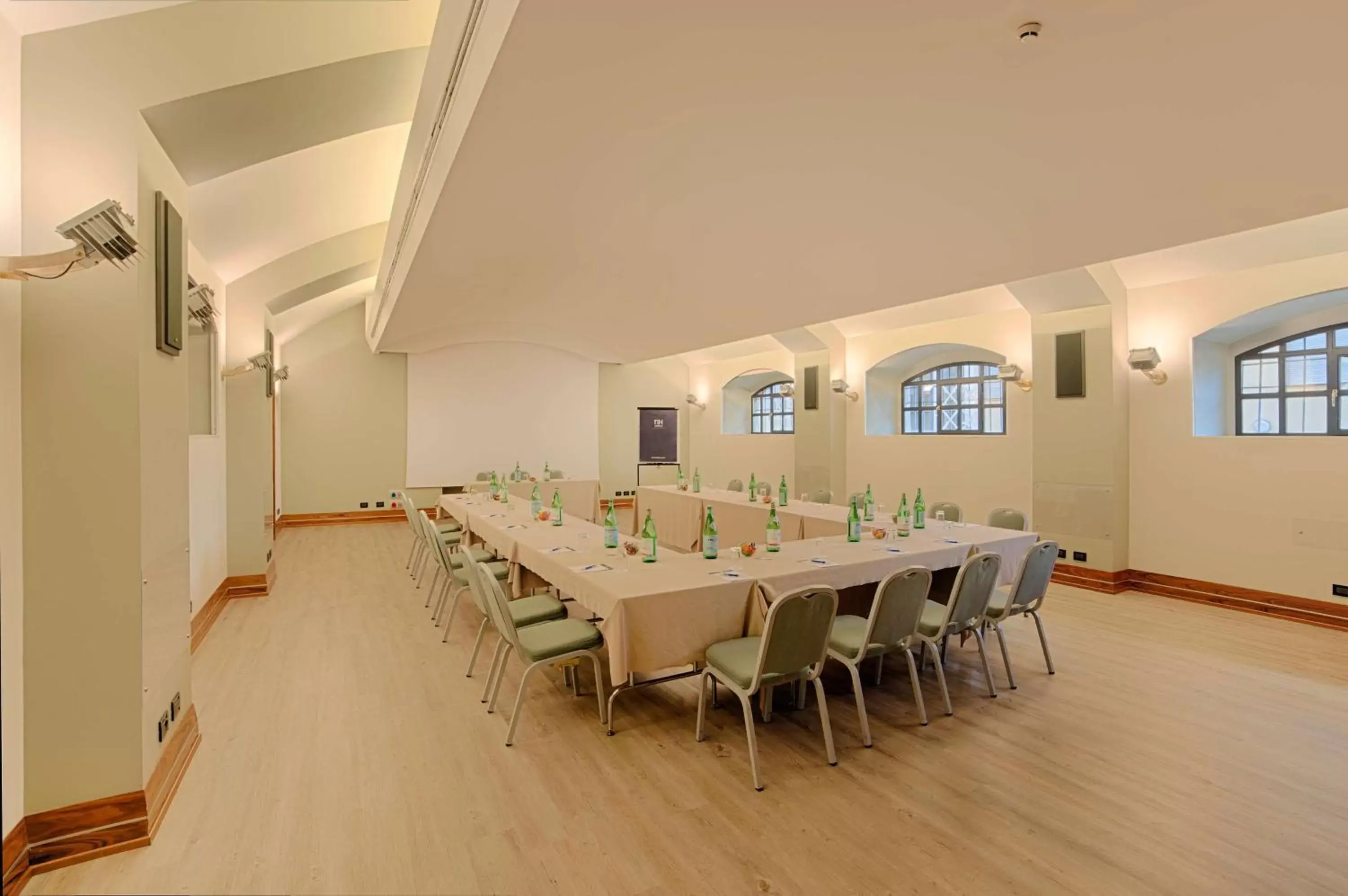 Meeting/conference room in NH Bergamo