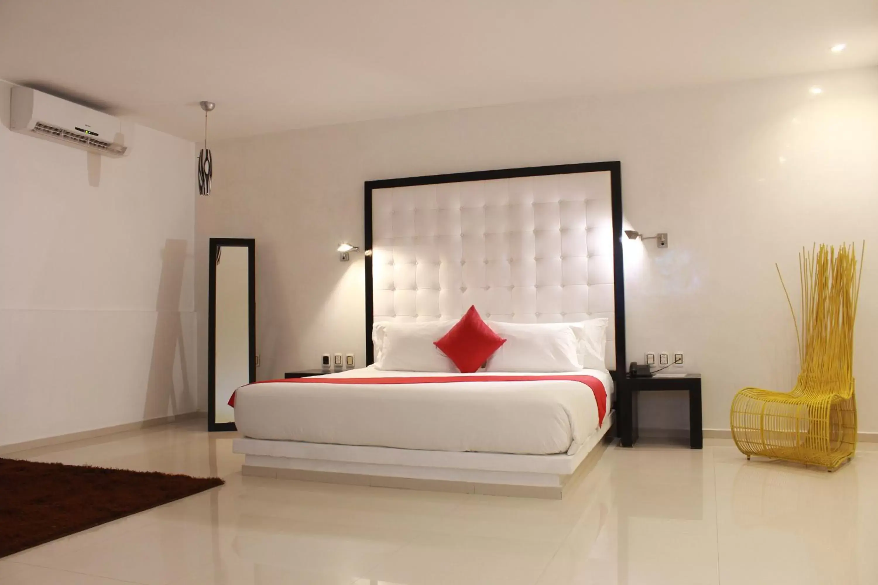 Bedroom, Bed in In Fashion Hotel & Spa