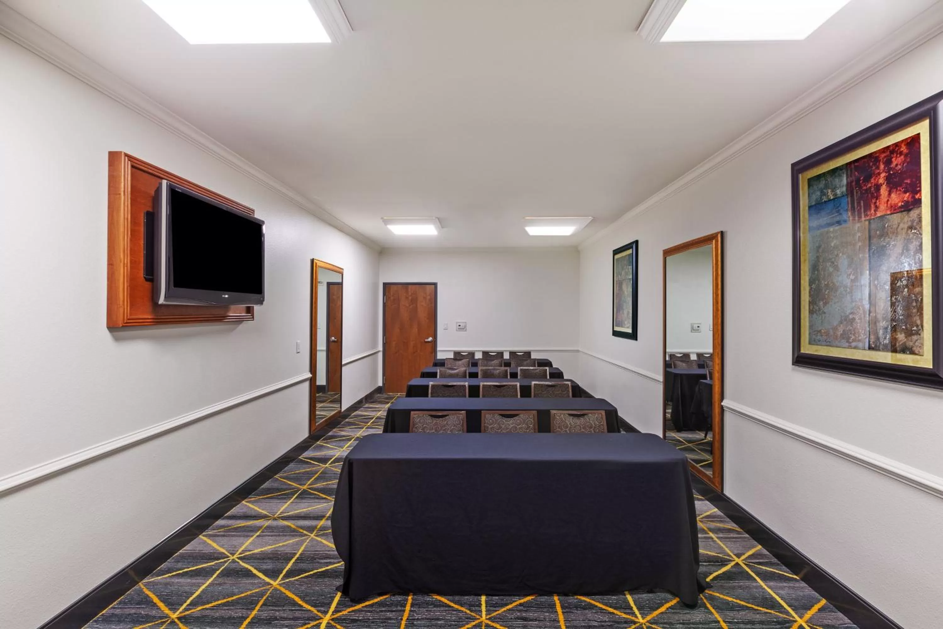 Meeting/conference room in Holiday Inn & Suites McKinney - N Allen by IHG