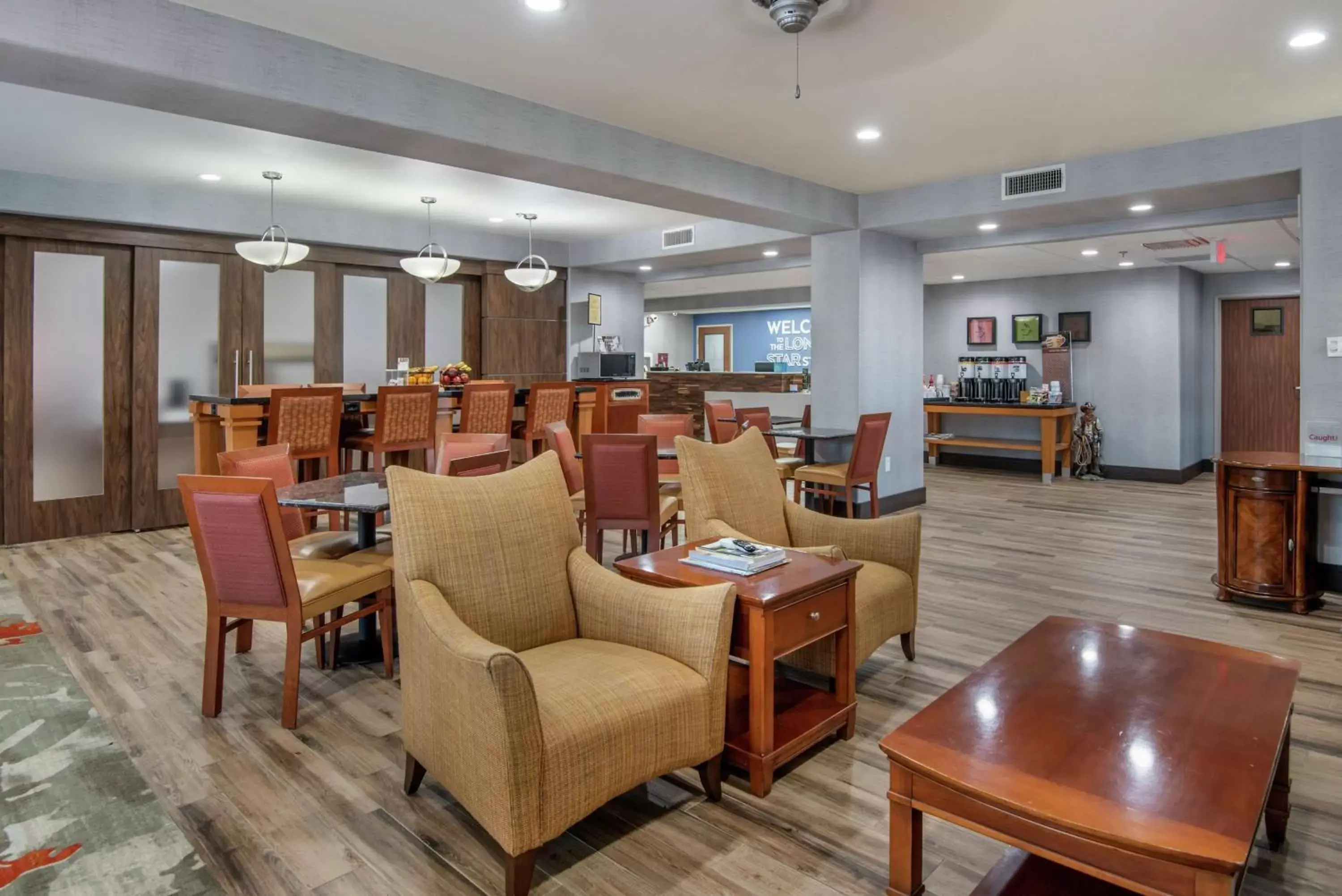 Lobby or reception, Restaurant/Places to Eat in Hampton Inn Brownwood