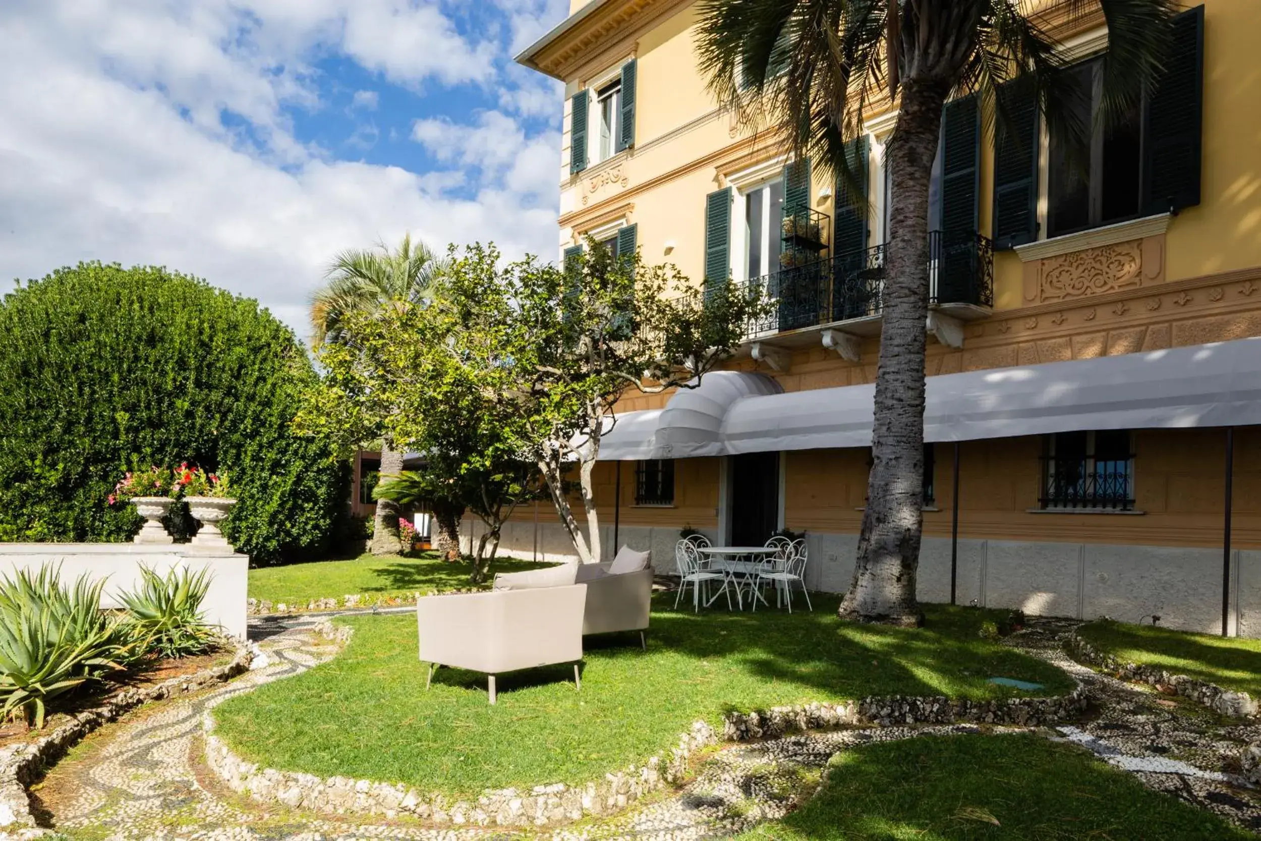 Garden, Property Building in Villa Riviera Resort