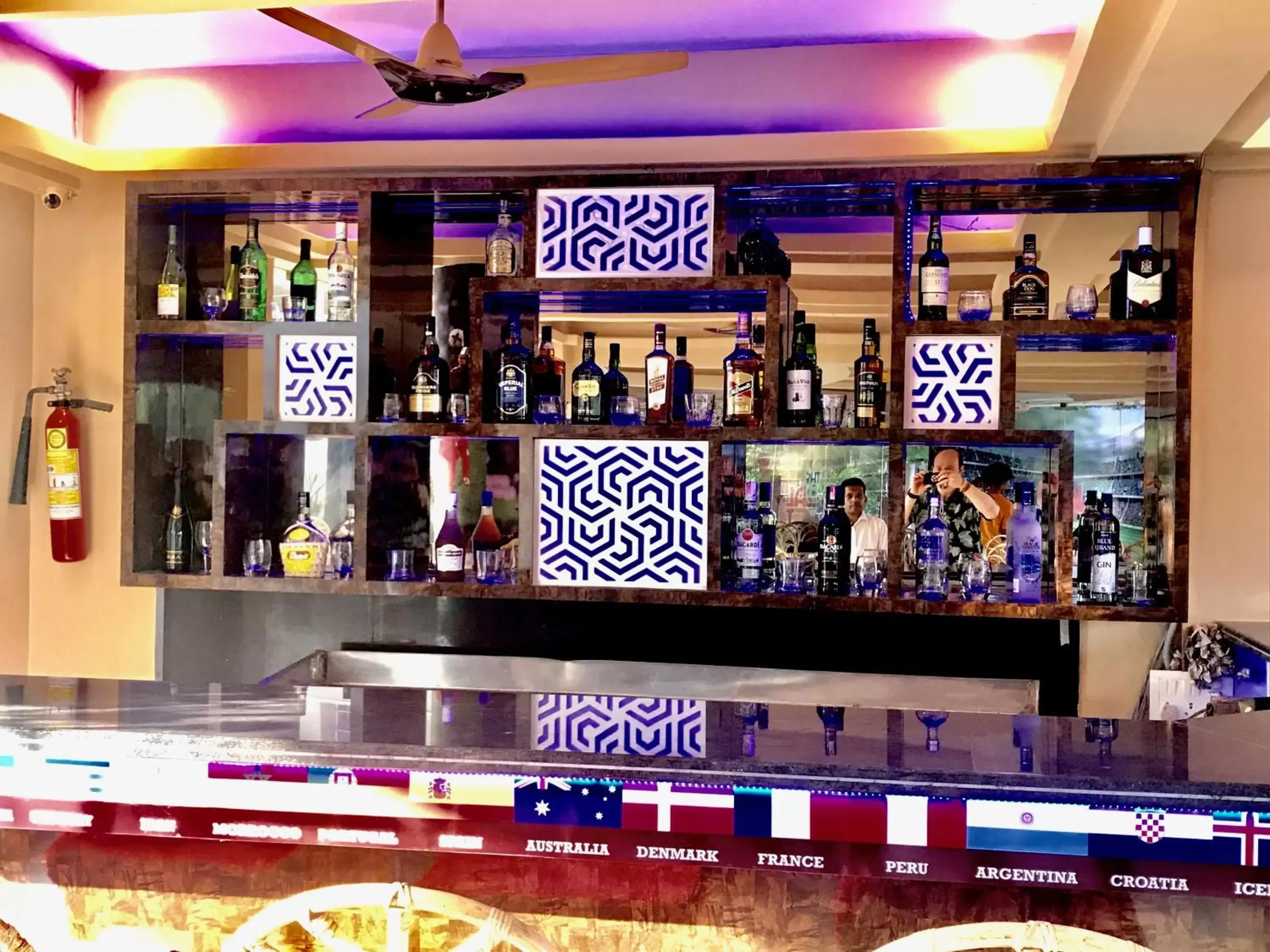 Restaurant/places to eat in The Center Court Resort & Spa Restaurant/places to eat in The Center Court Resort & Spa