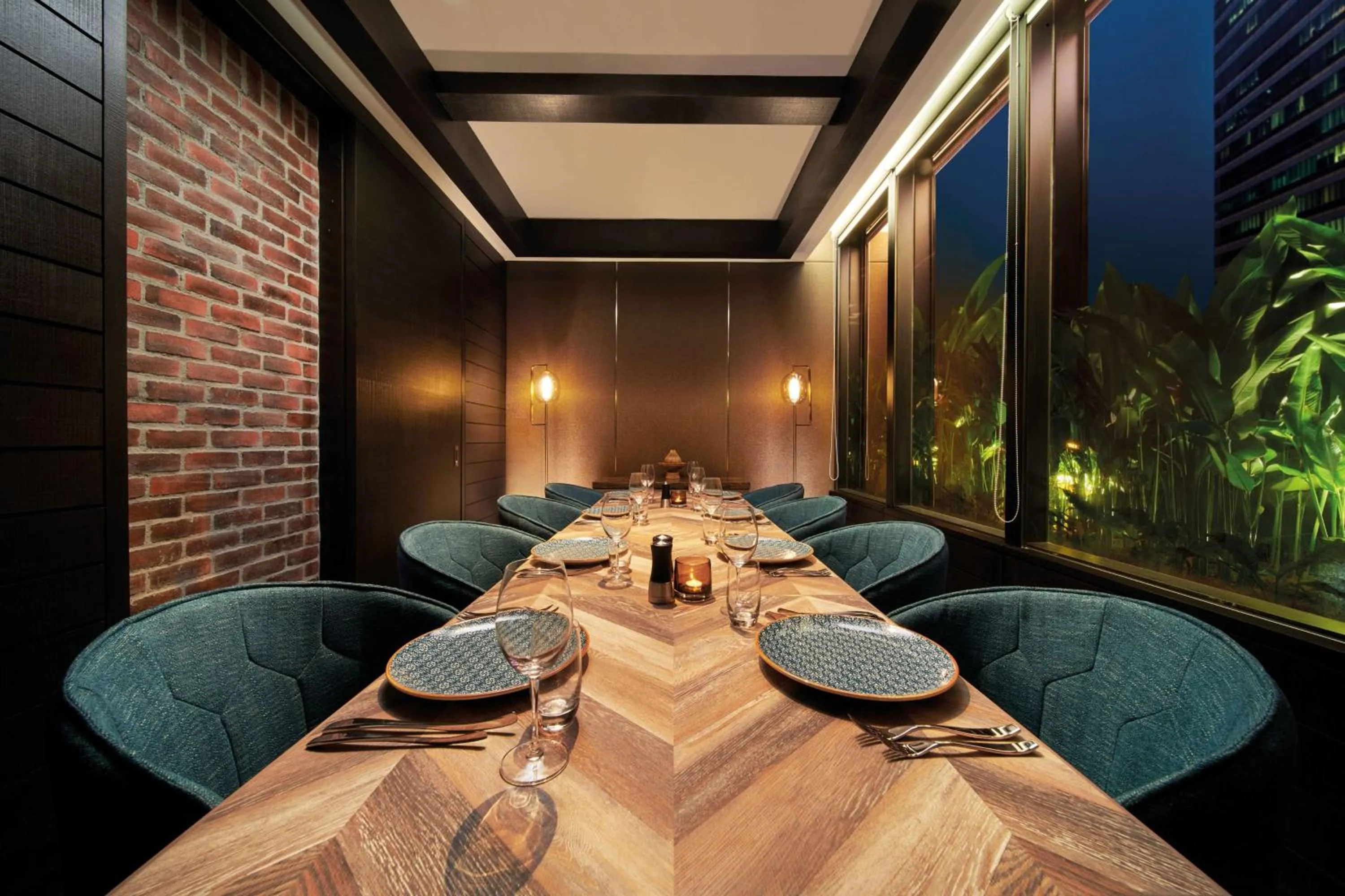 Restaurant/places to eat in Doubletree By Hilton Shah Alam I-City