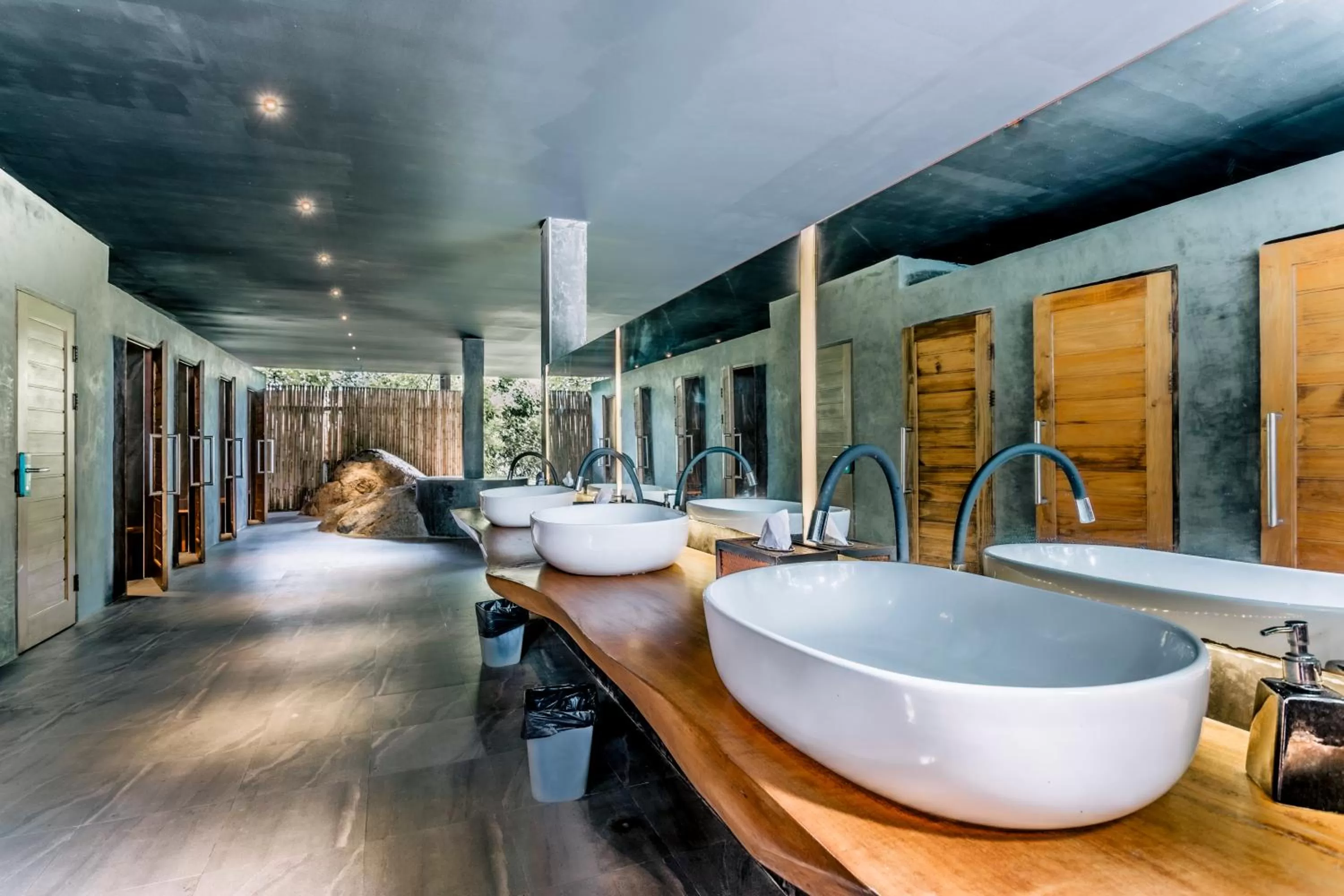 Bathroom in Vikasa Yoga Retreat