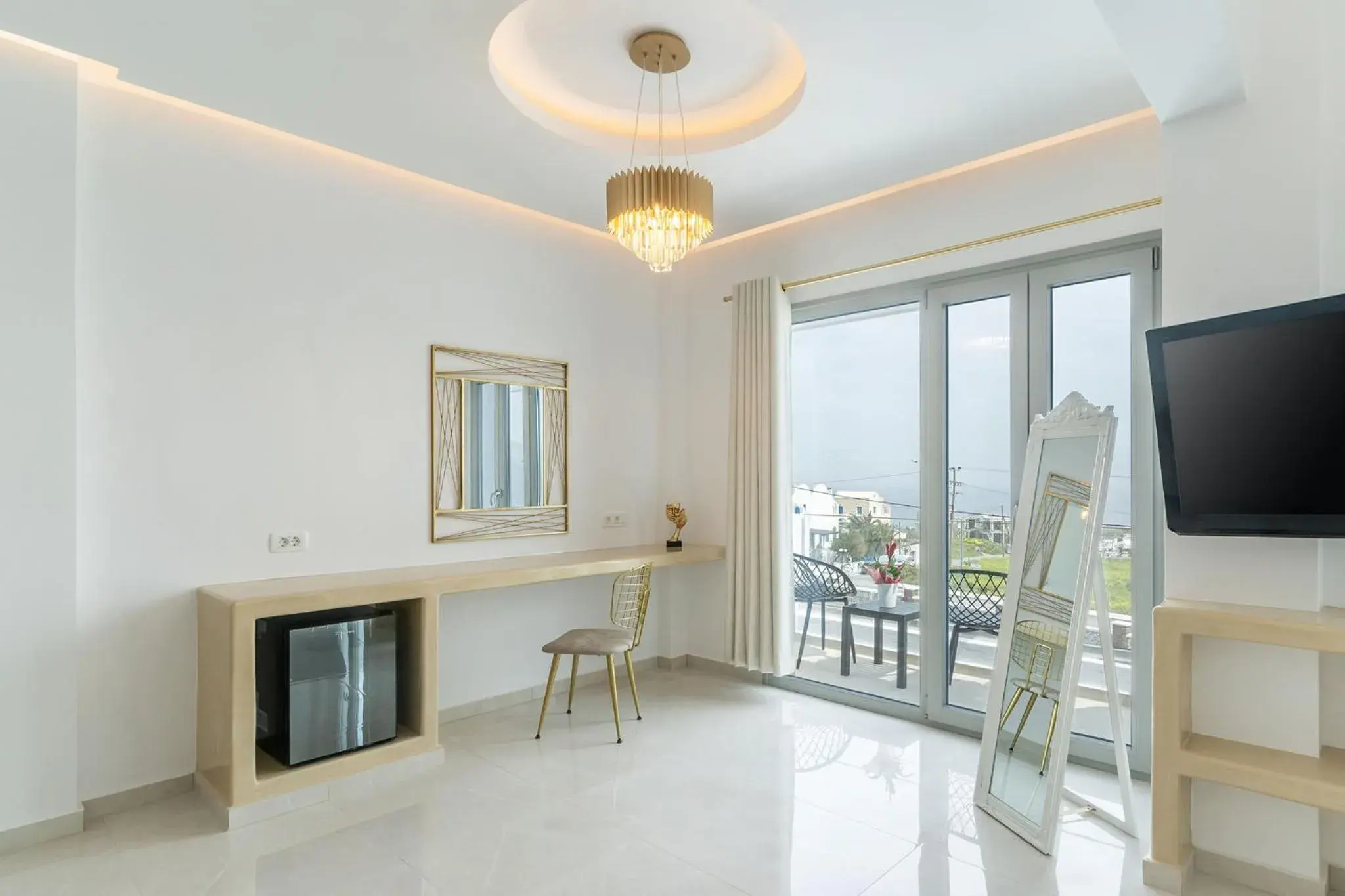 Executive Suite in Golden Star Executive Suite in Golden Star