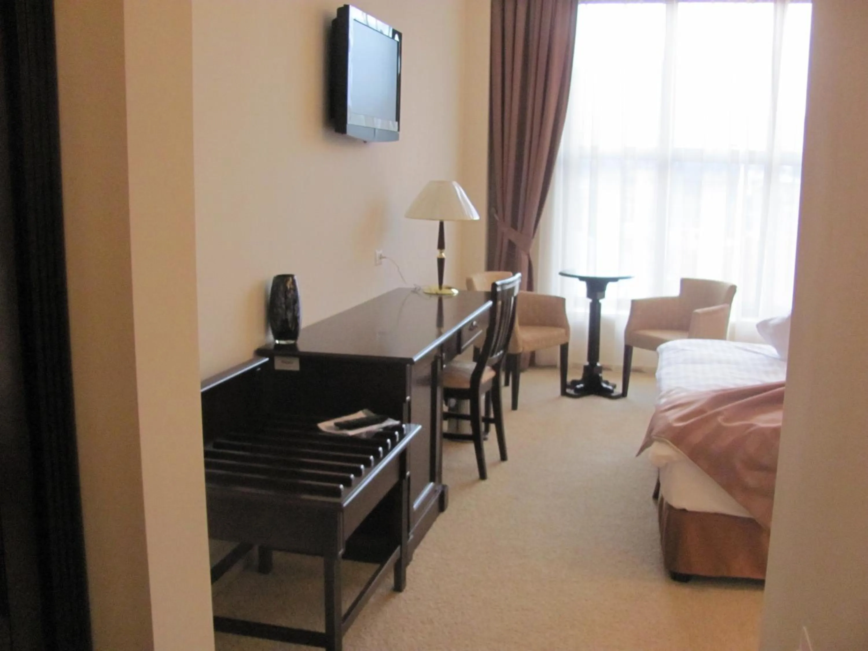 TV and multimedia, Bed in Hotel Rexton