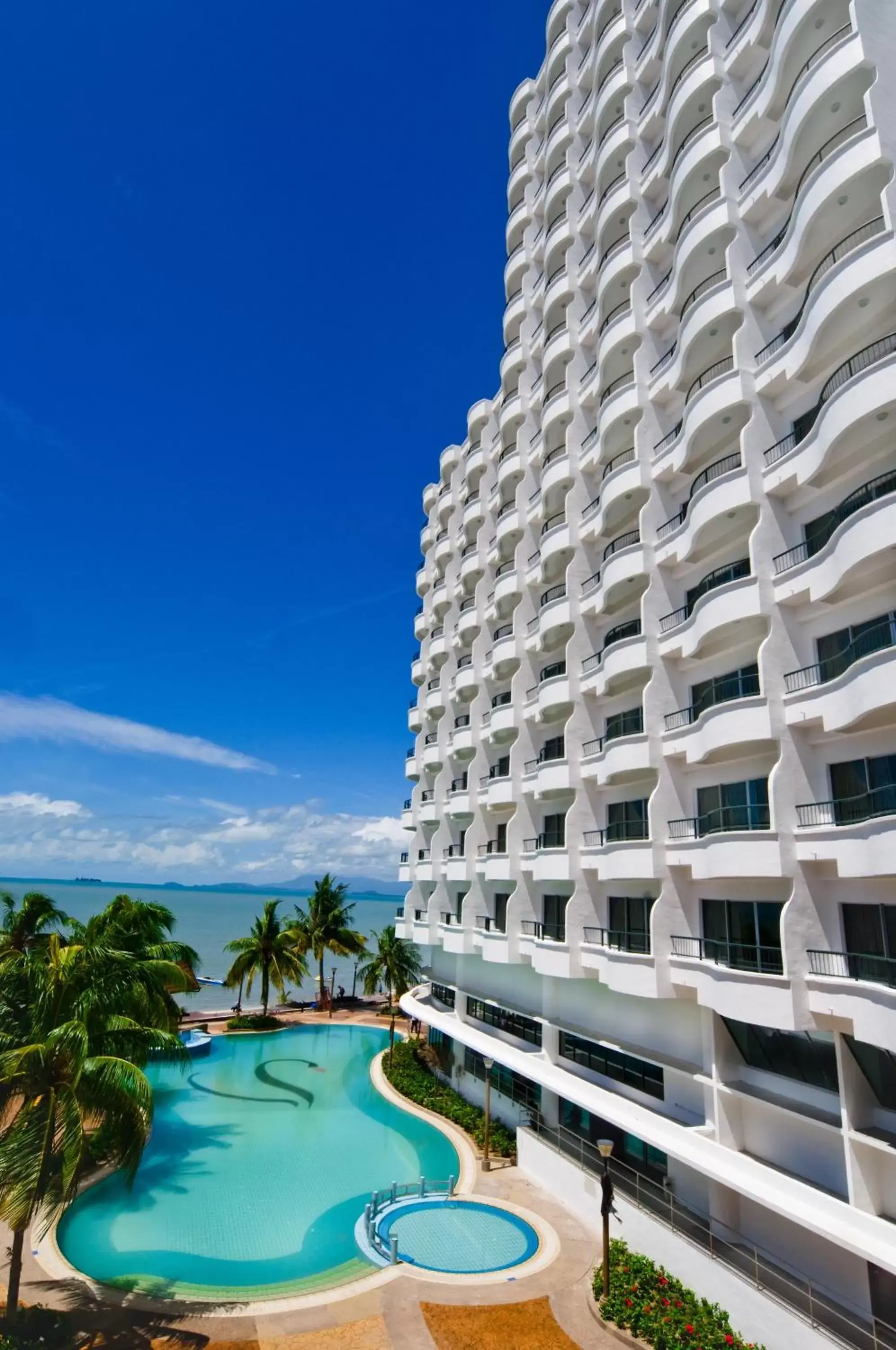 Facade/entrance, Swimming Pool in Flamingo Hotel by the Beach, Penang