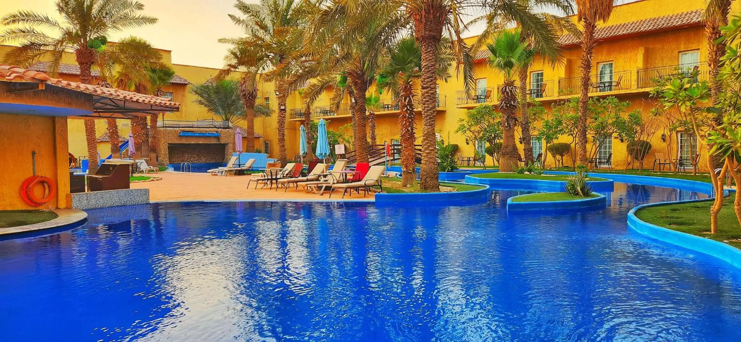 Day, Swimming Pool in Mövenpick Hotel Kuwait