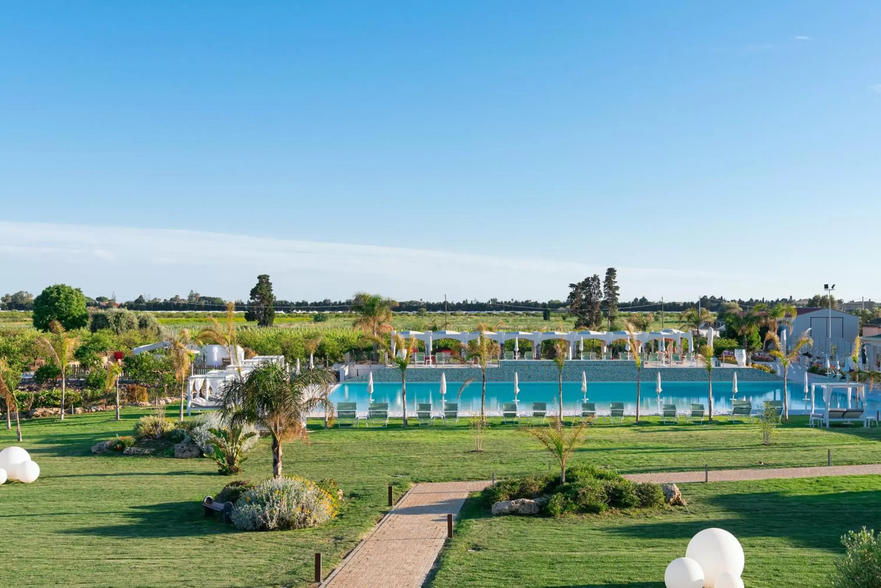 Garden view, Swimming Pool in Wellness Spa Hotel Principe Fitalia