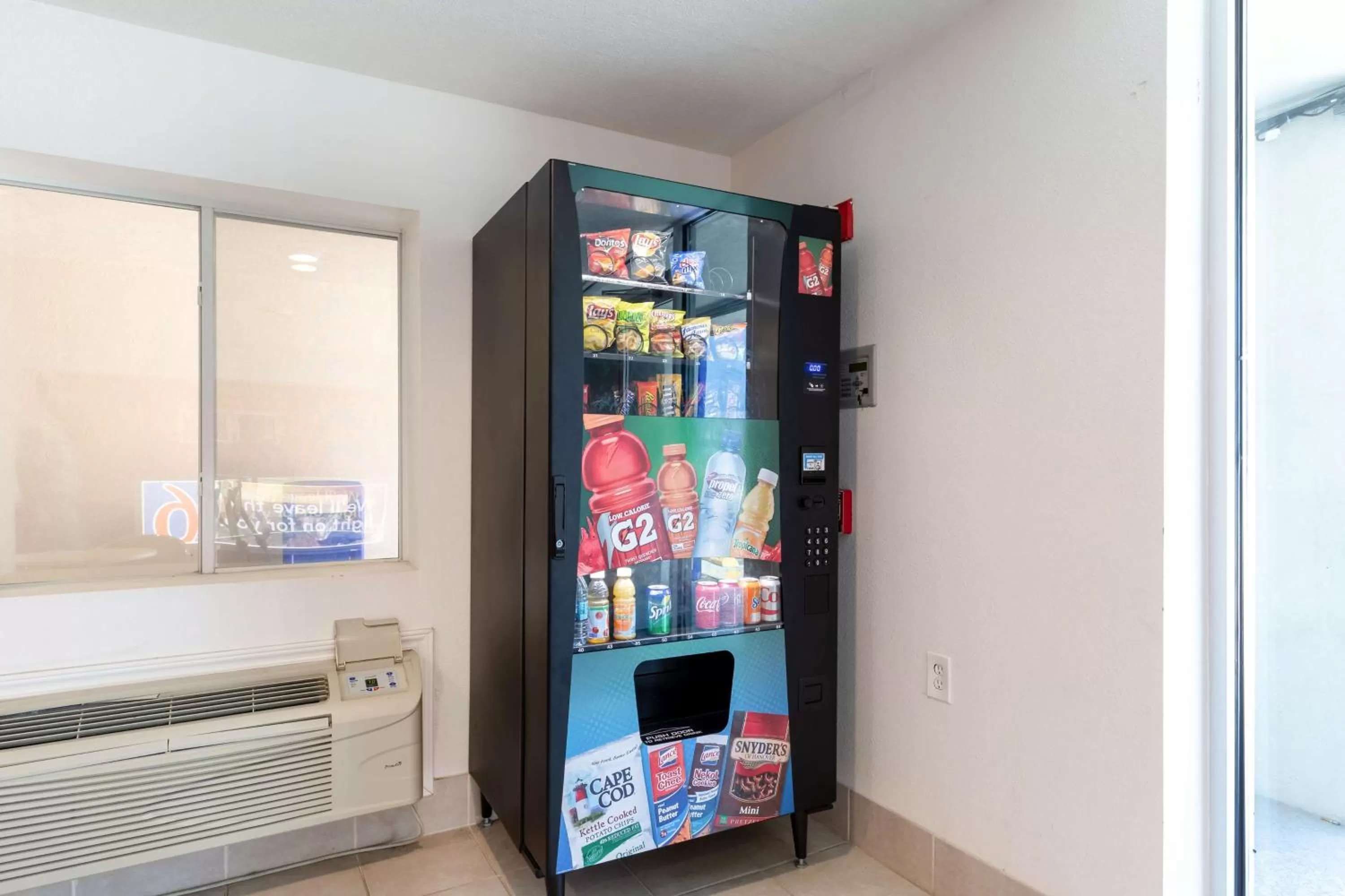 Property building in Motel 6-Houston, TX - East