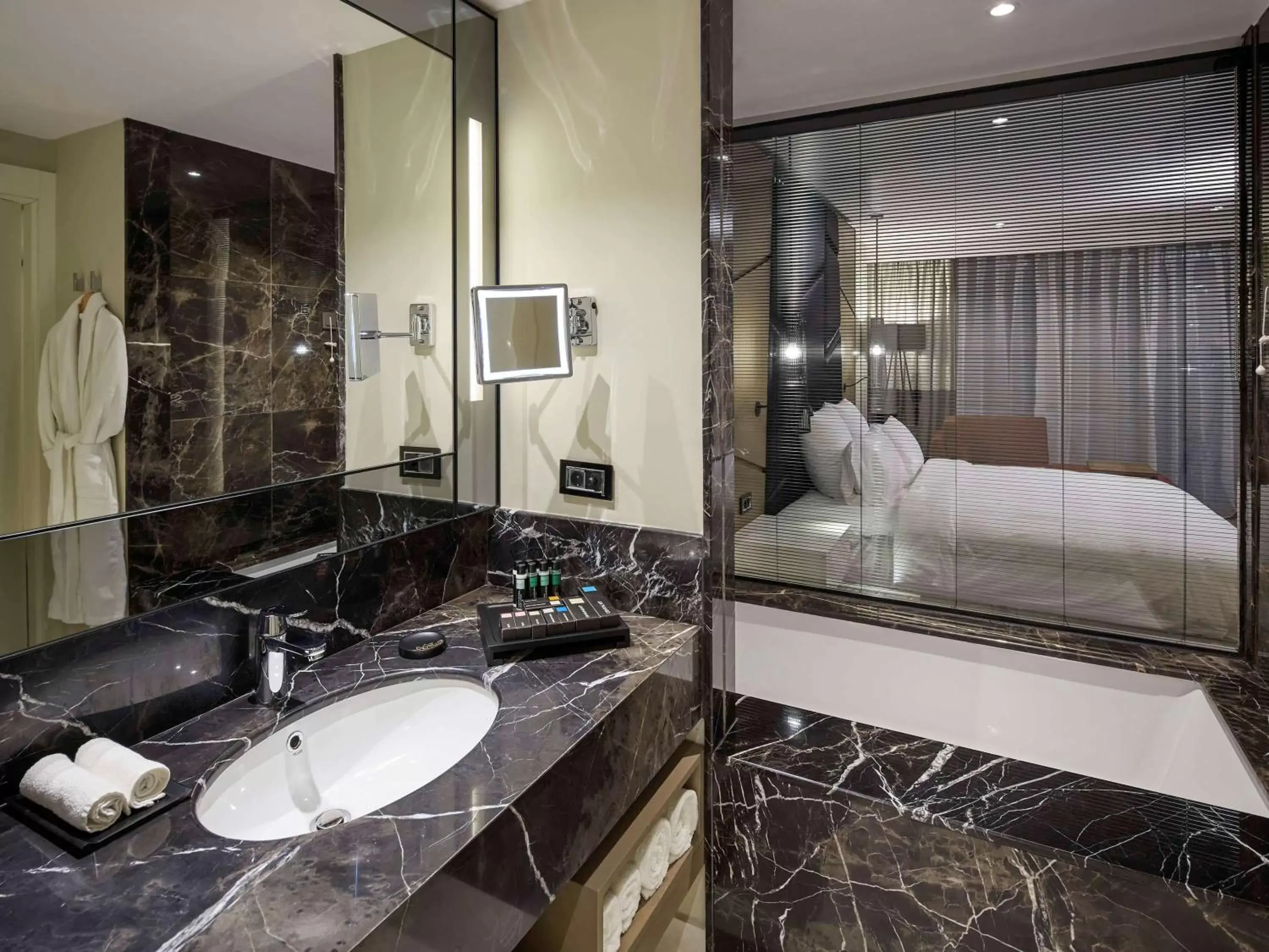 Photo of the whole room, Bathroom in Pullman Istanbul Hotel & Convention Center