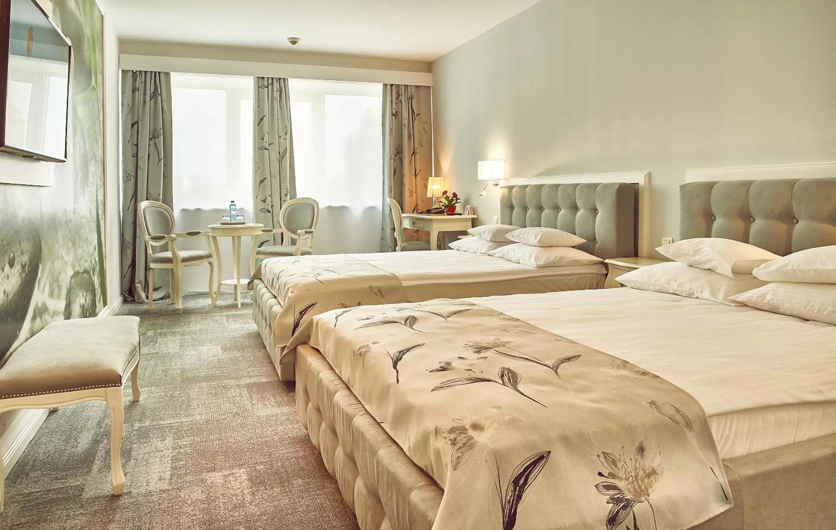 Photo of the whole room, Bed in Continental Forum Bucuresti Palatul Parlamentului Photo of the whole room, Bed in Continental Forum Bucuresti Palatul Parlamentului