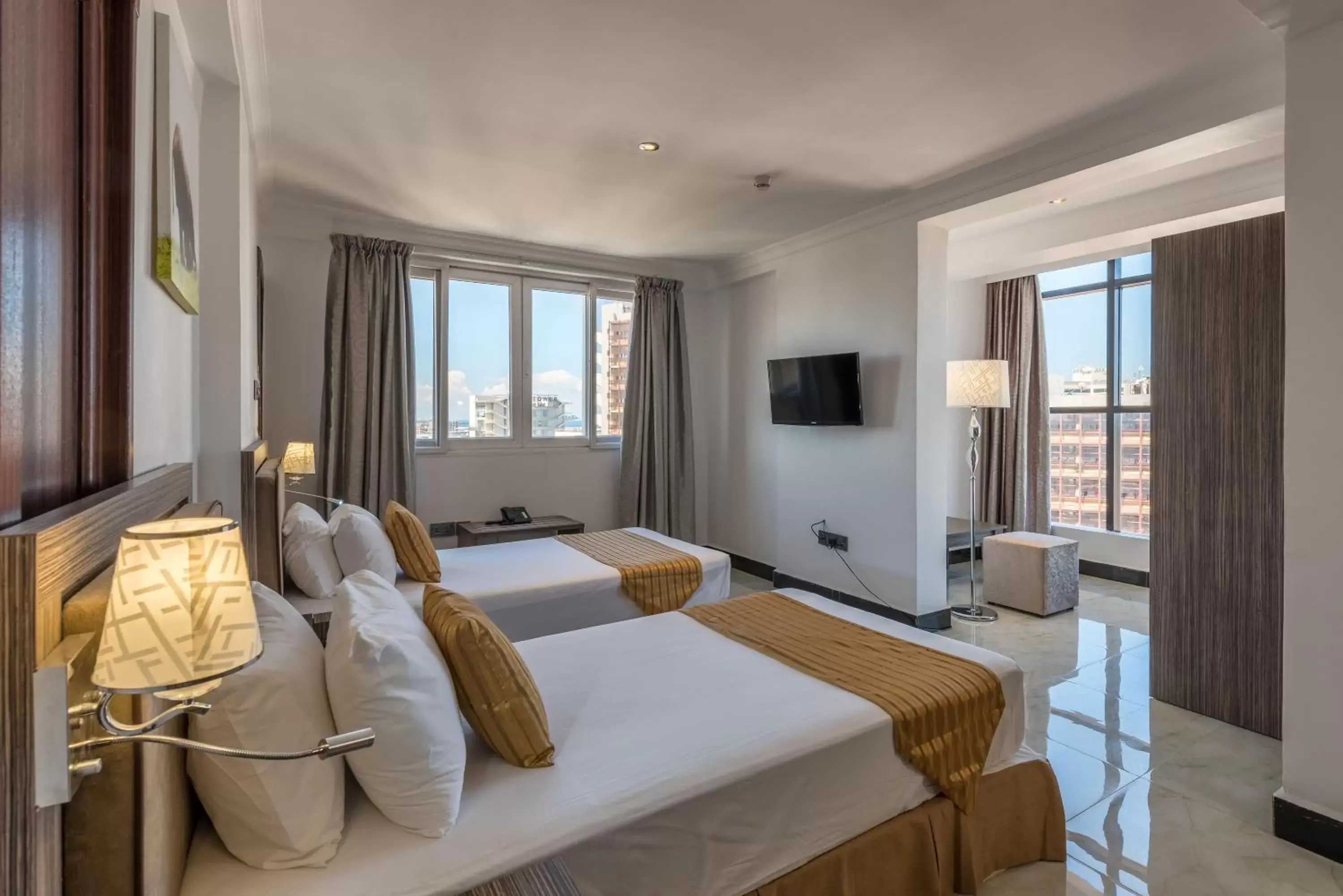 Bedroom in Golden Tulip Dar Es Salaam City Center Hotel