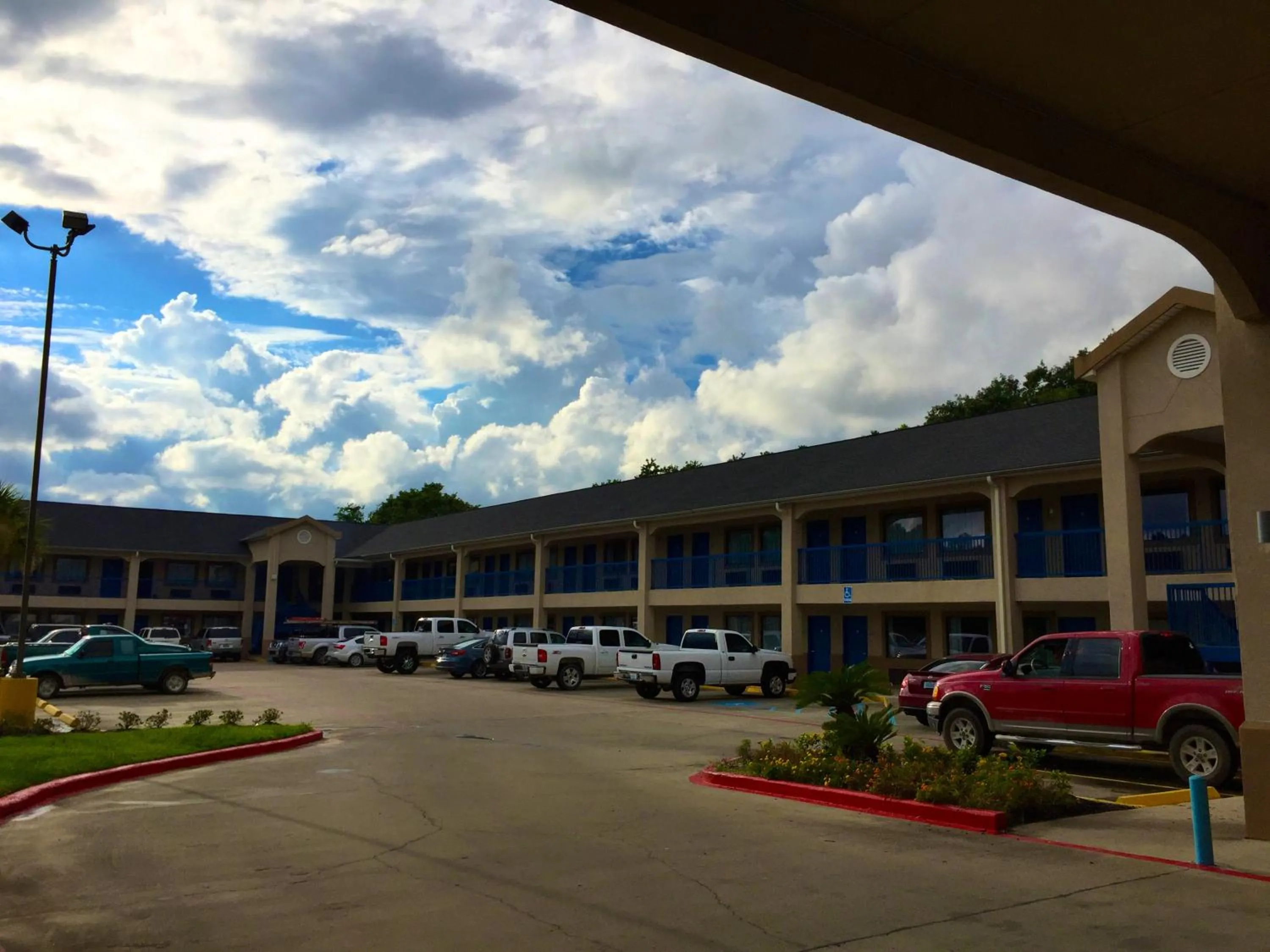 Property building in Americas Best Value Inn & Suites Mont Belvieu Houston