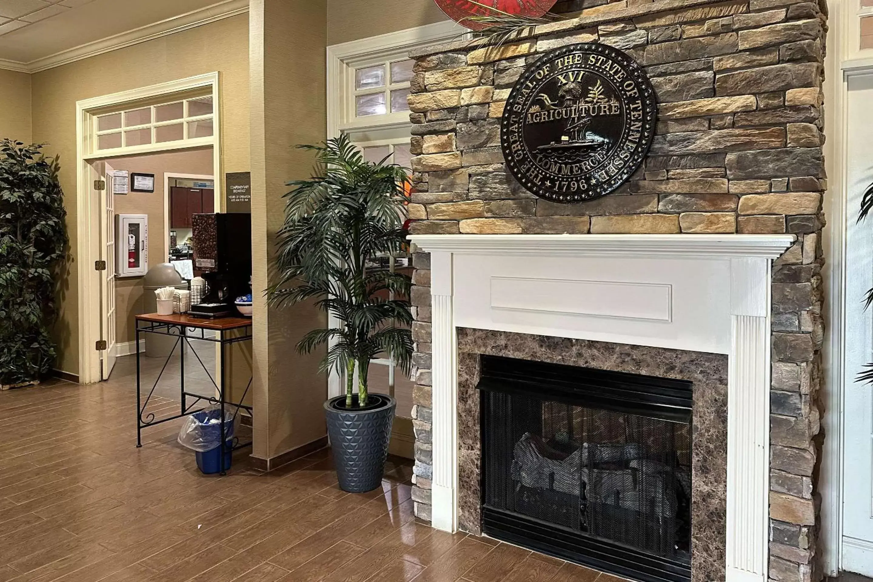 Lobby or reception, TV/Entertainment Center in Comfort Inn & Suites Rogersville