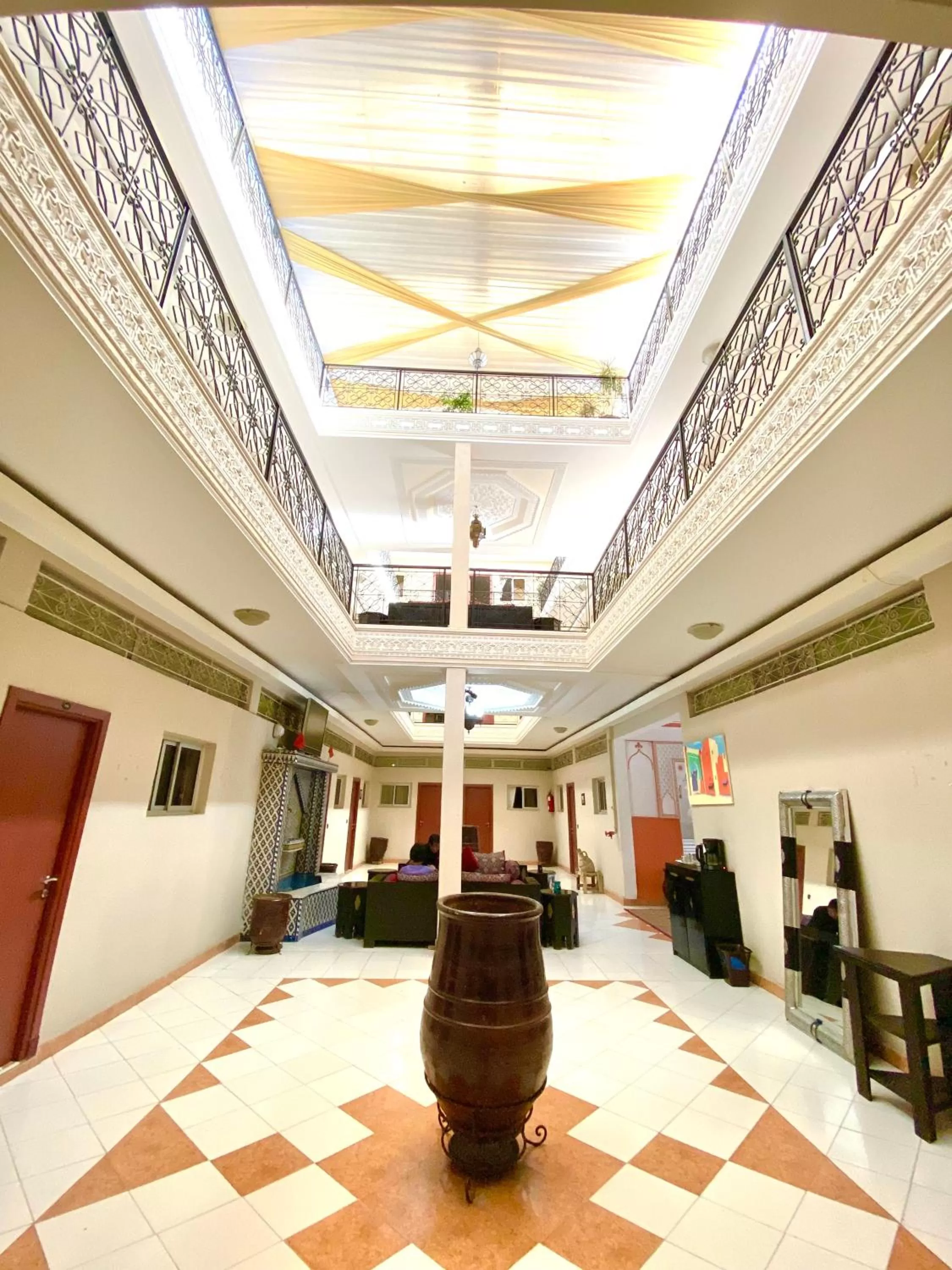 Seating area in Hôtel Narjisse