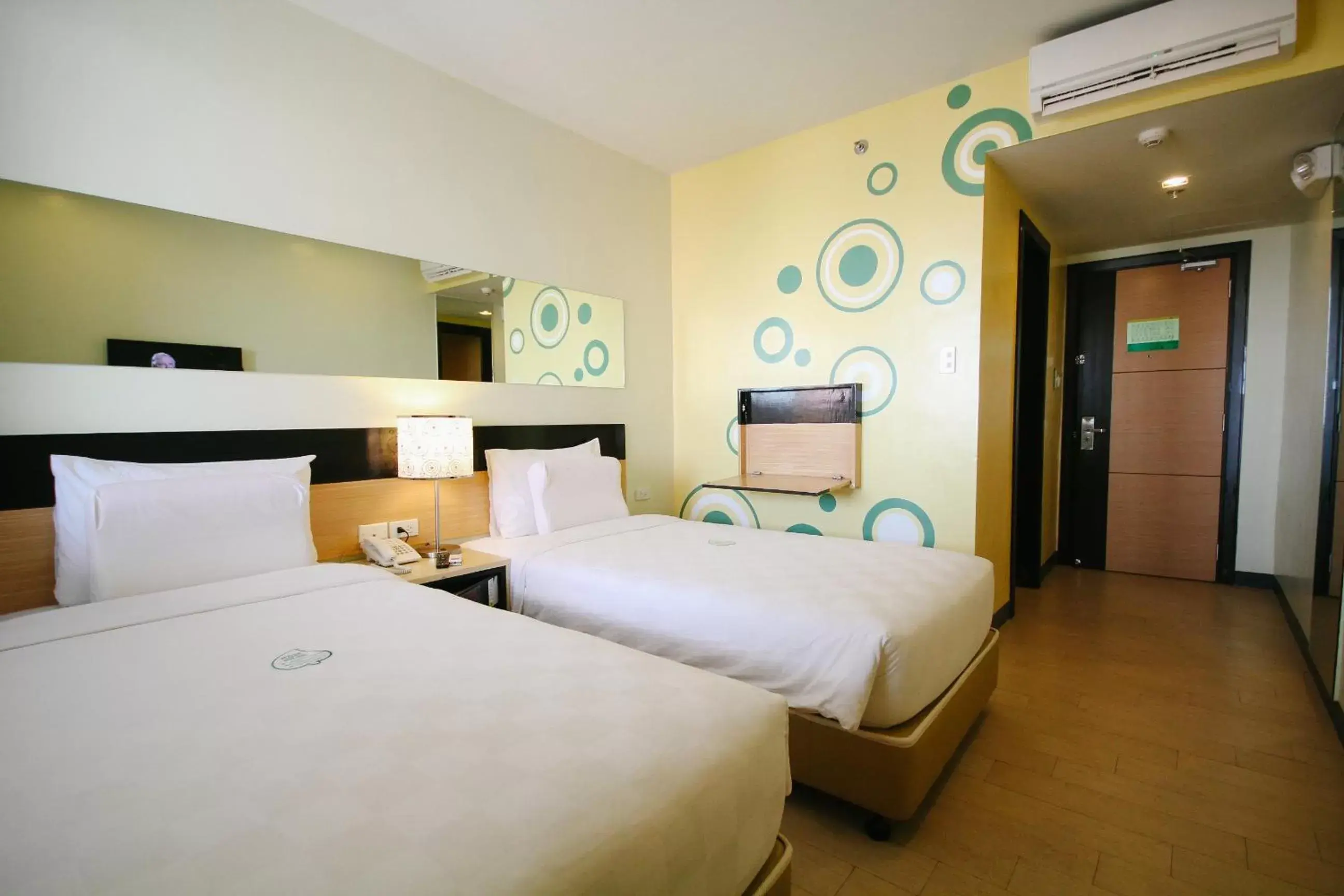 Bed in Go Hotels Iloilo