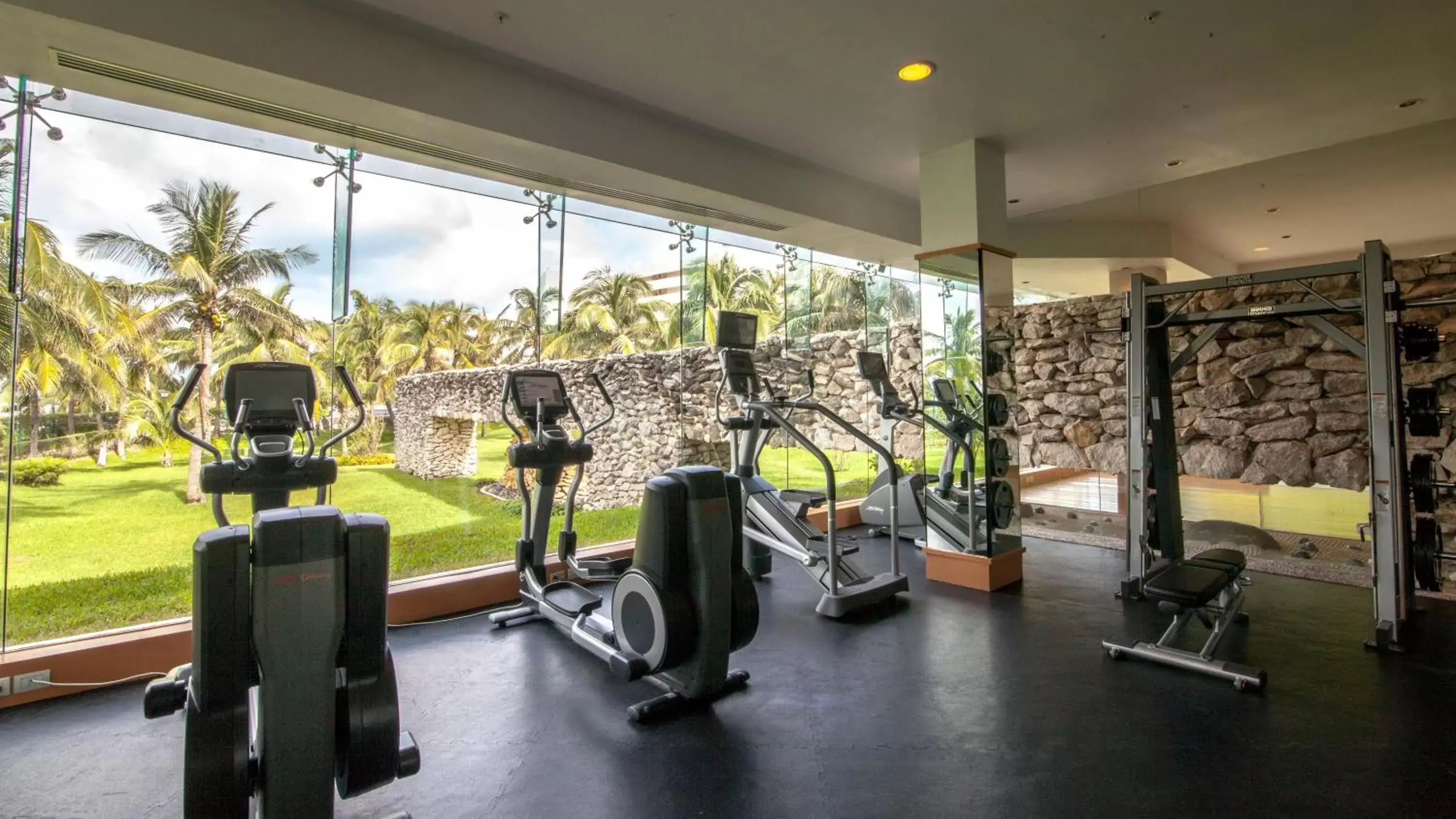 Fitness centre/facilities, Fitness Center/Facilities in Grand Park Royal Cancun