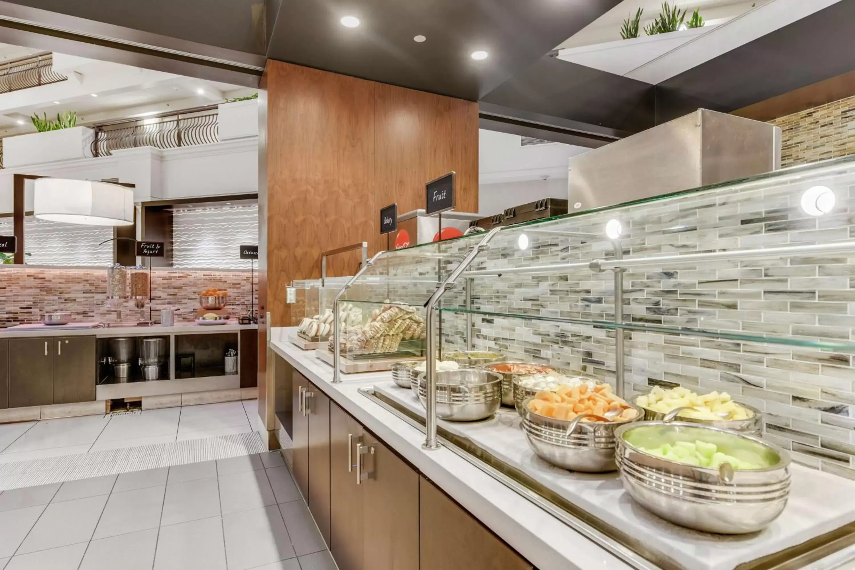 Breakfast, Food in Embassy Suites by Hilton Anaheim-Orange