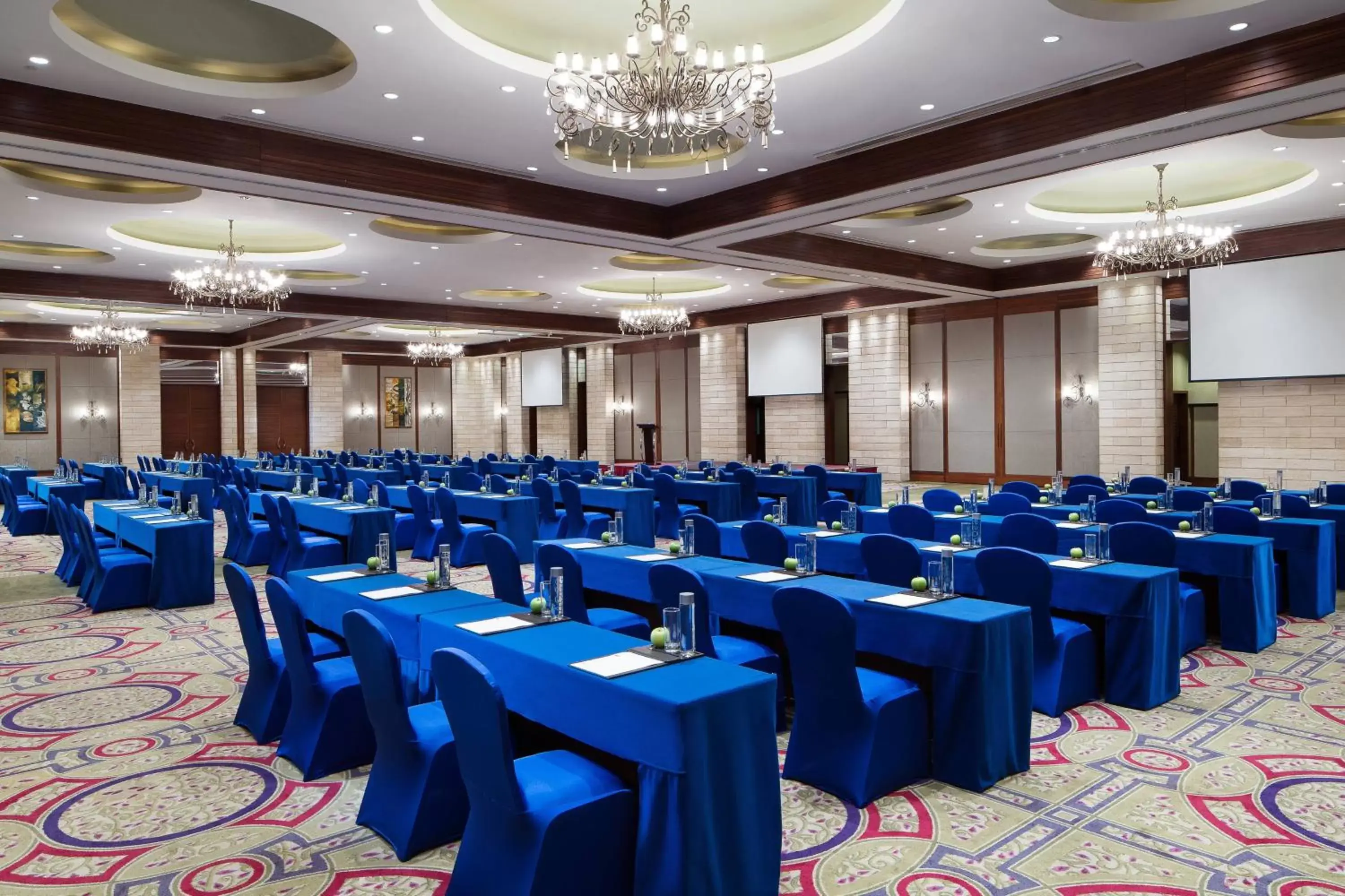 Meeting/conference room in Sanya Marriott Yalong Bay Resort & Spa