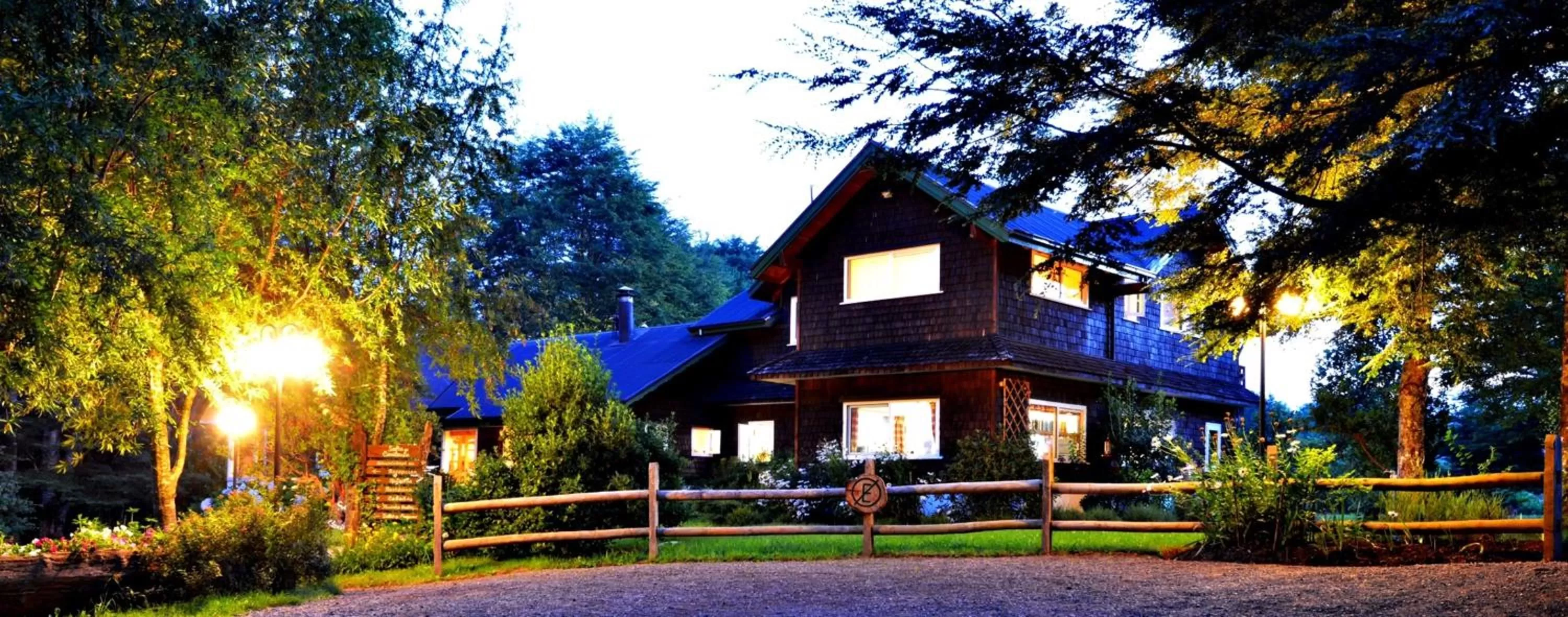 Facade/entrance, Property Building in Hotel Salto del Carileufu