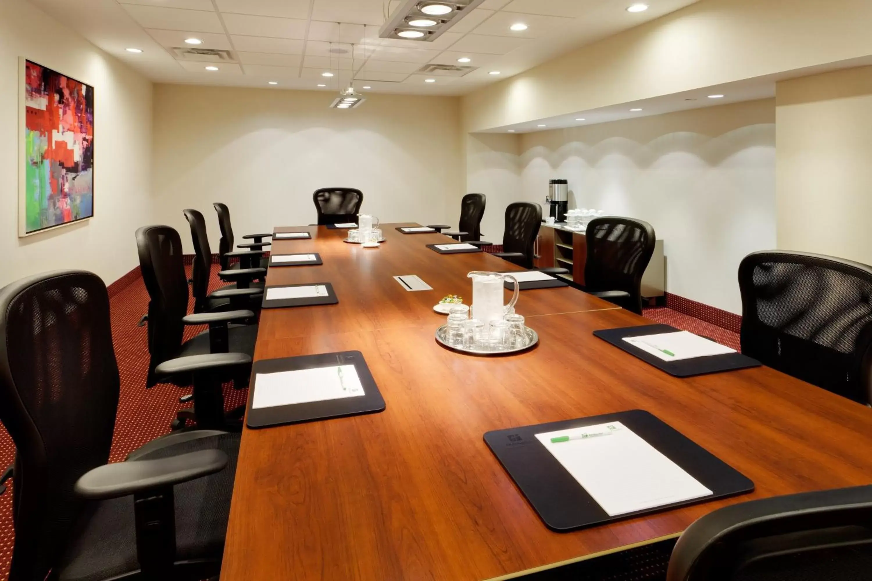 Meeting/conference room in Holiday Inn Toronto Downtown Centre, an IHG Hotel