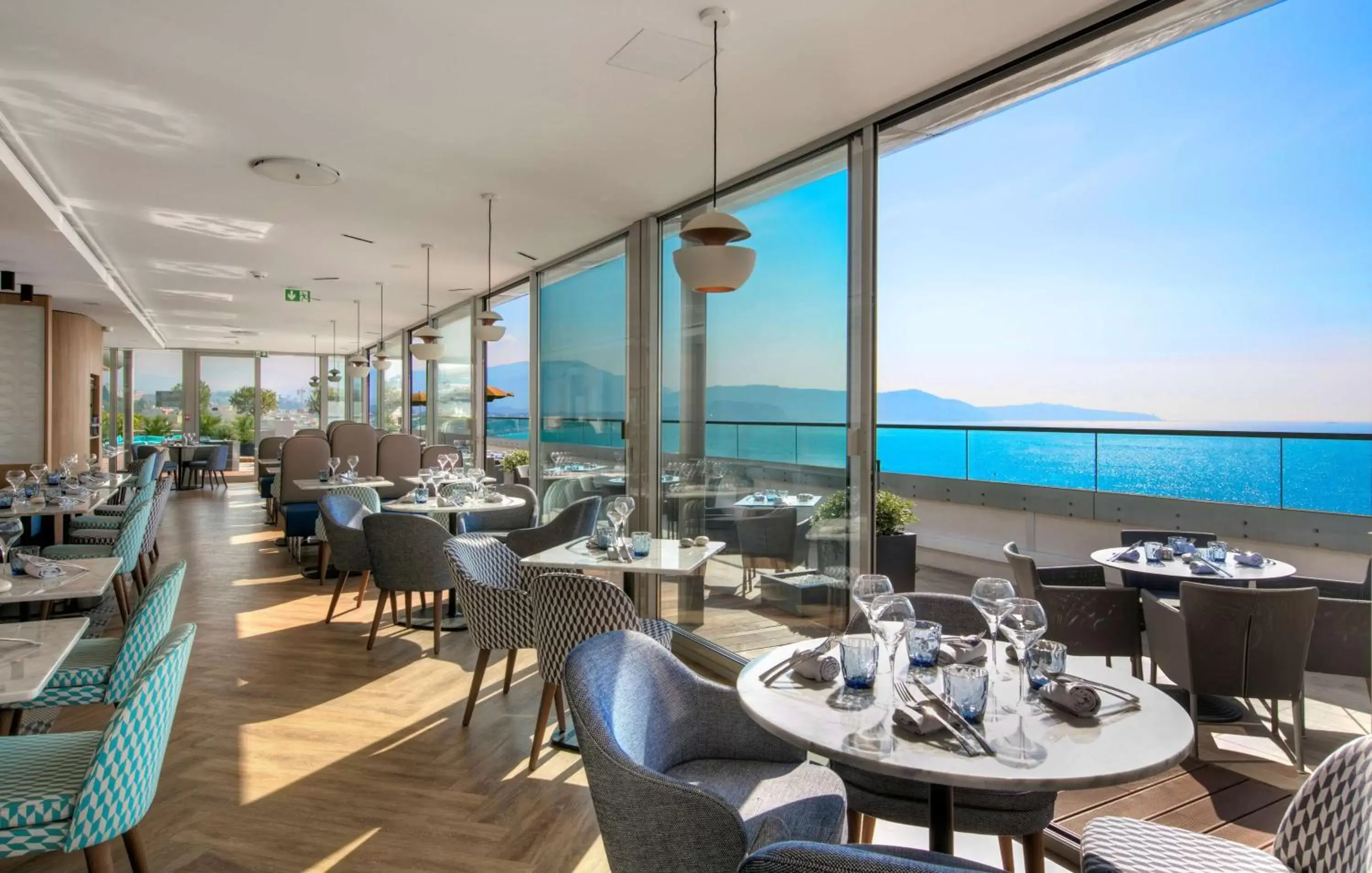 Restaurant/Places to Eat in Radisson Blu Hotel Nice