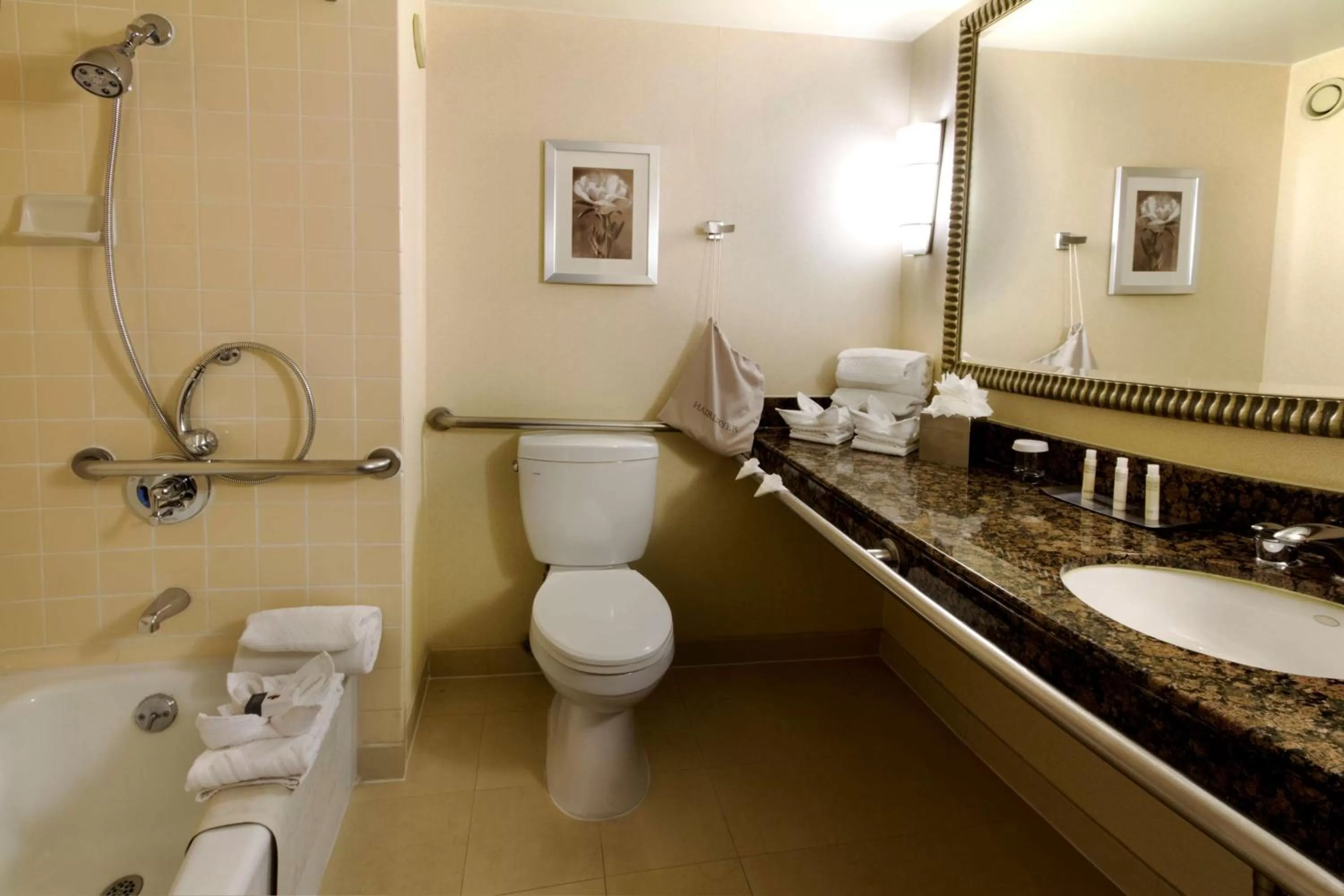 Bathroom in DoubleTree by Hilton Orange County Airport