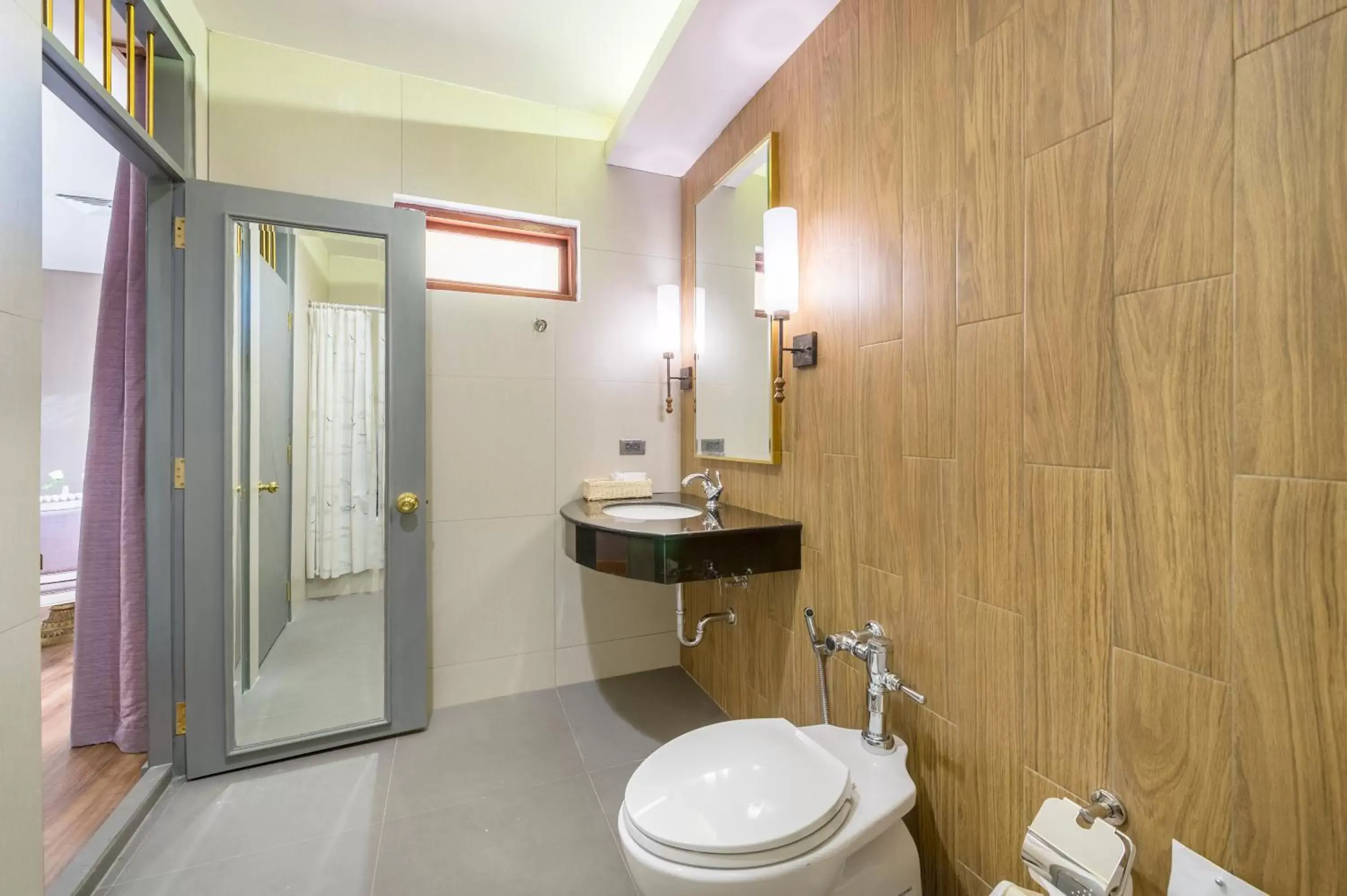 Toilet, Bathroom in Royal Rattanakosin Hotel SHA Plus