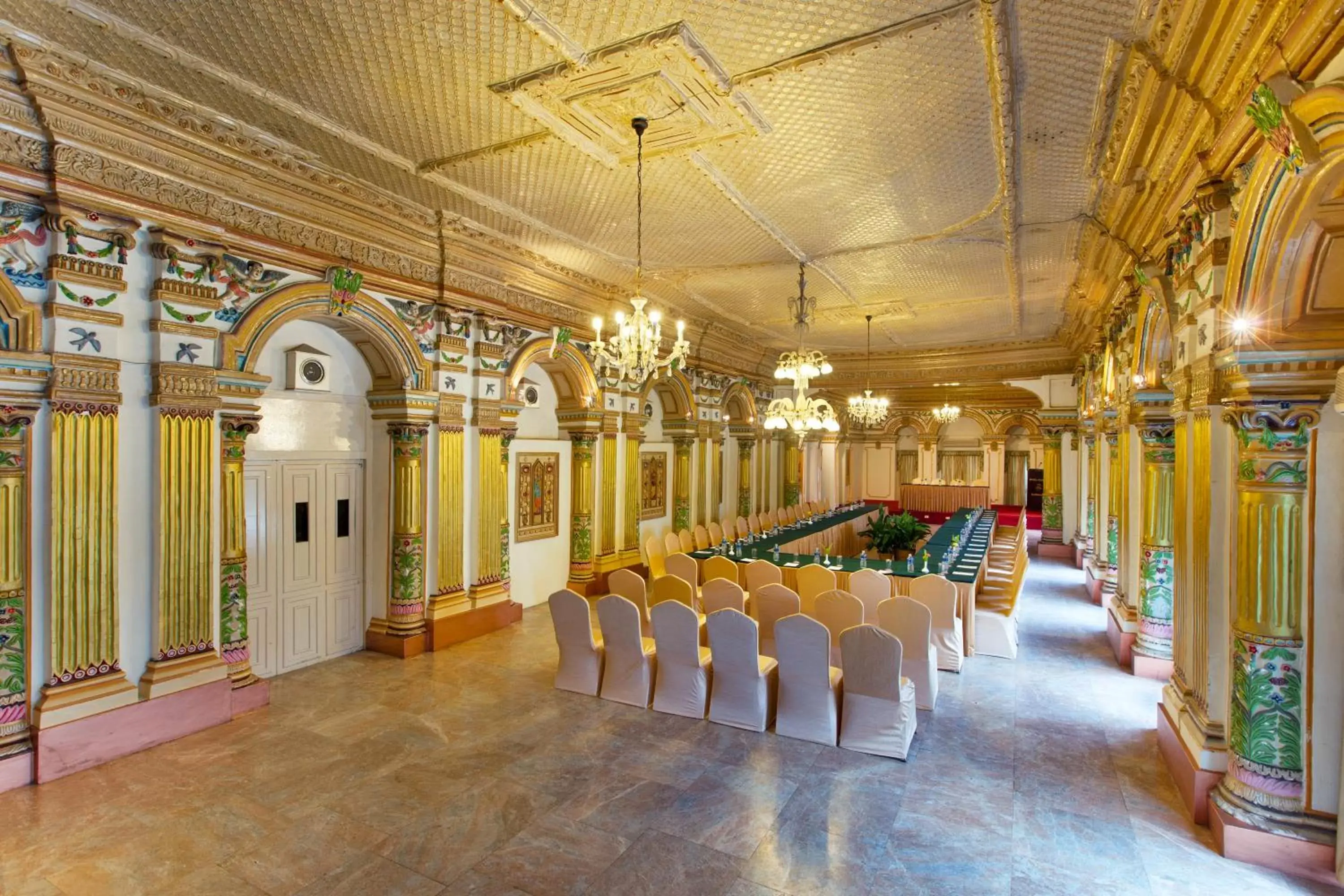 Business facilities, Banquet Facilities in Hotel Shanker