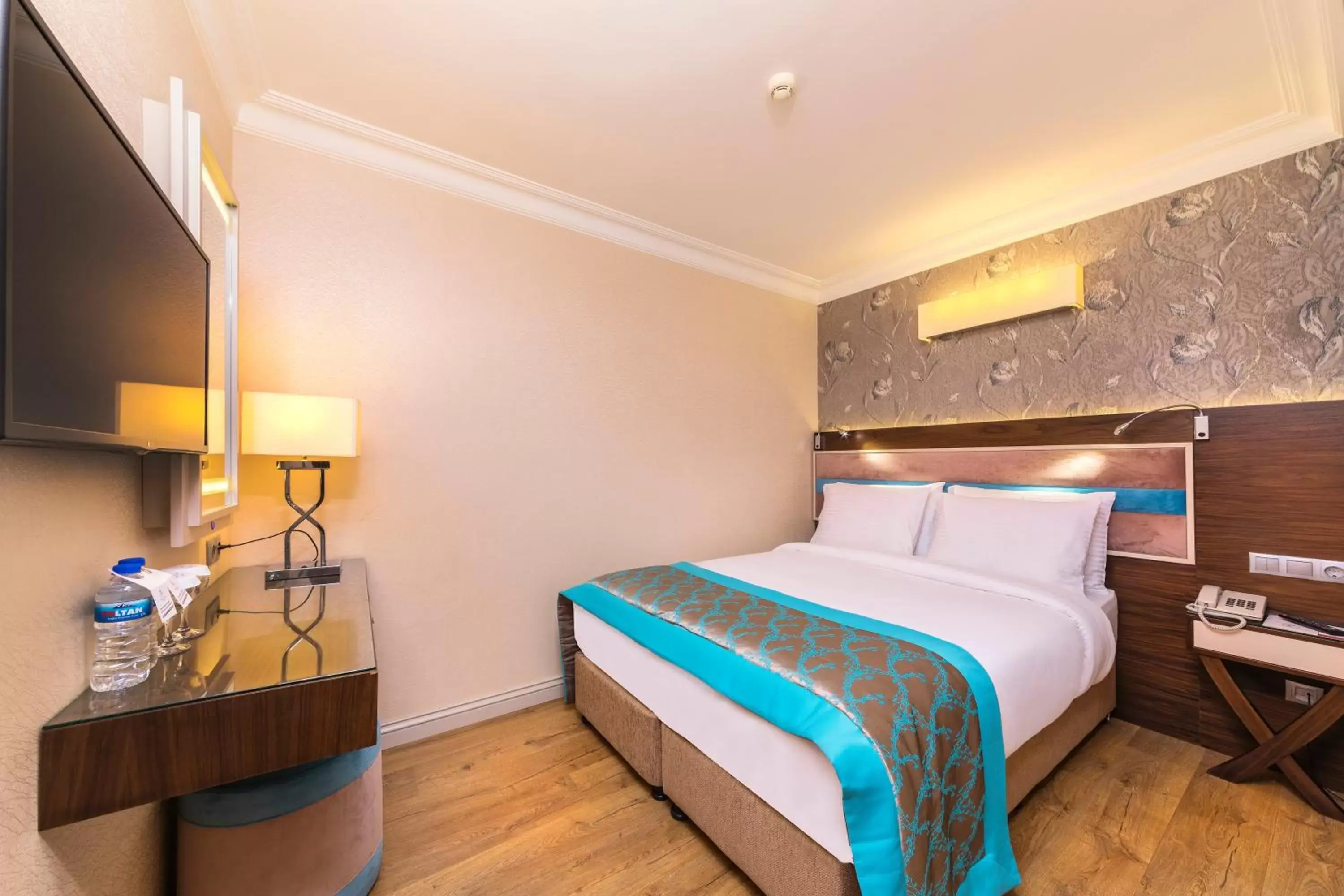 Economy Double Room in Grand Yavuz Hotel Sultanahmet