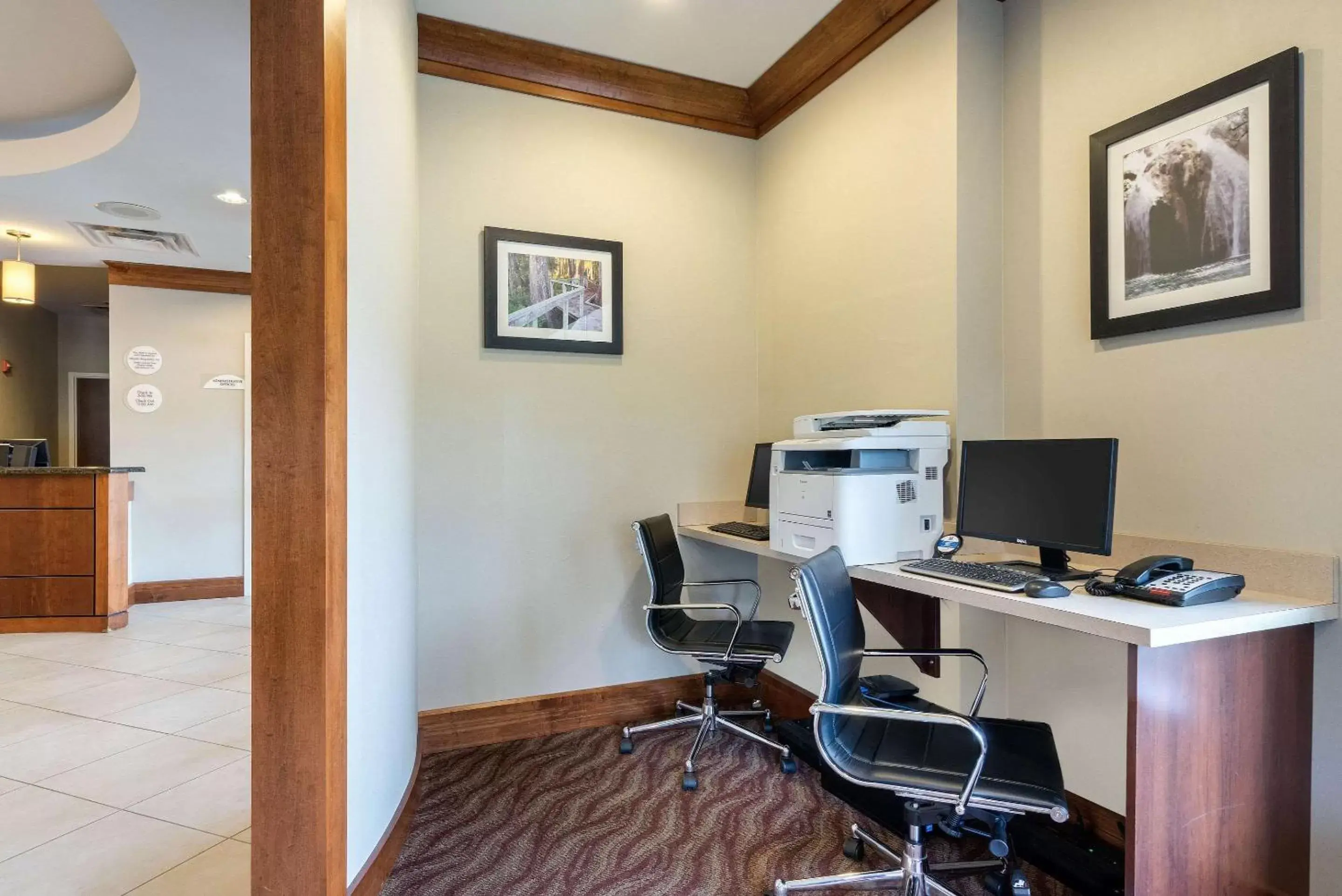 Business facilities in Comfort Inn & Suites Lexington Park