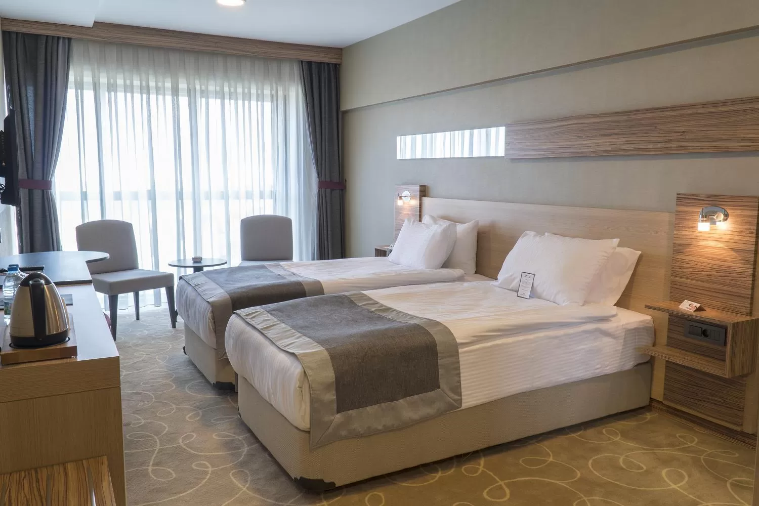 Bed in Greymark Hotel