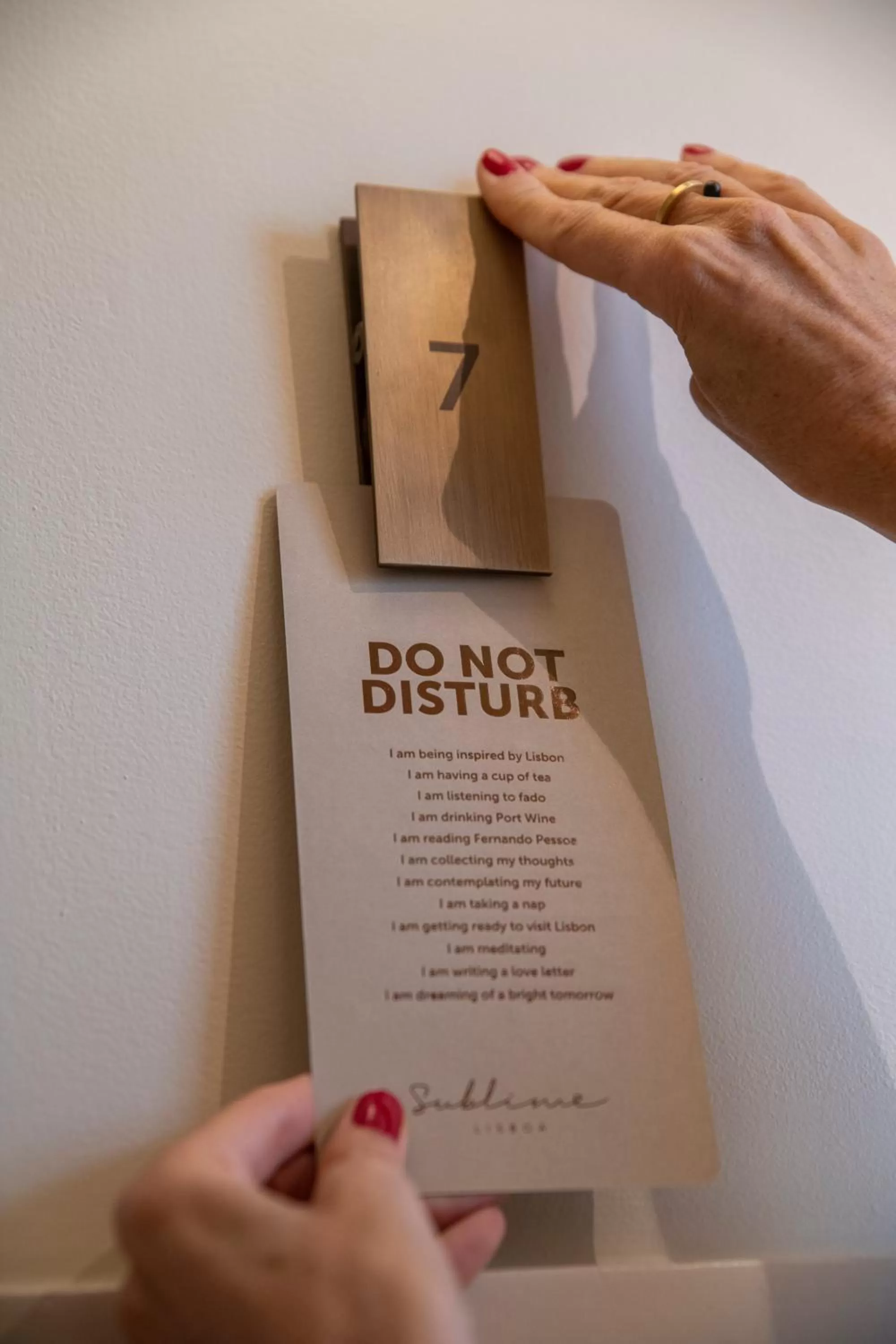 Logo/Certificate/Sign in Sublime Lisboa