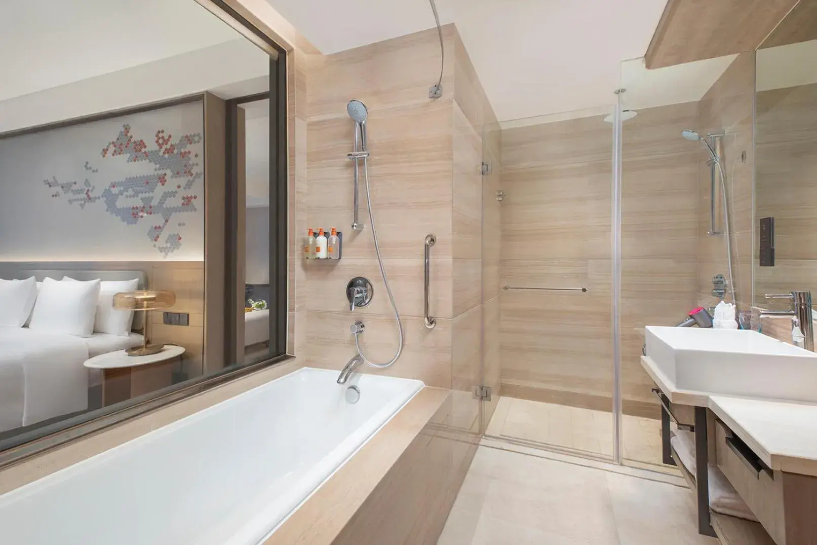 Shower, Bathroom in Crowne Plaza Shanghai Jinxiu