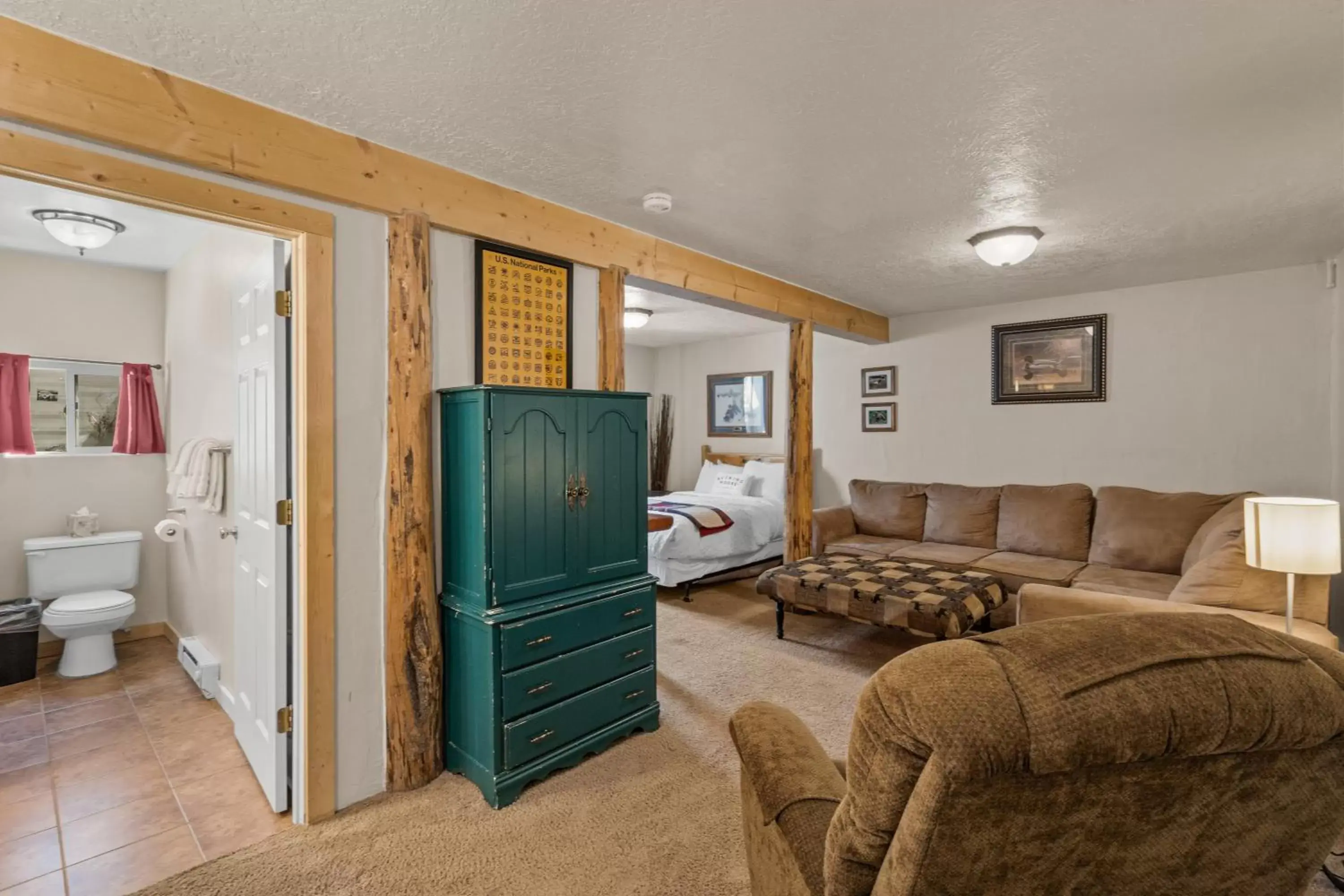 Toilet, Seating Area in The Bucking Moose