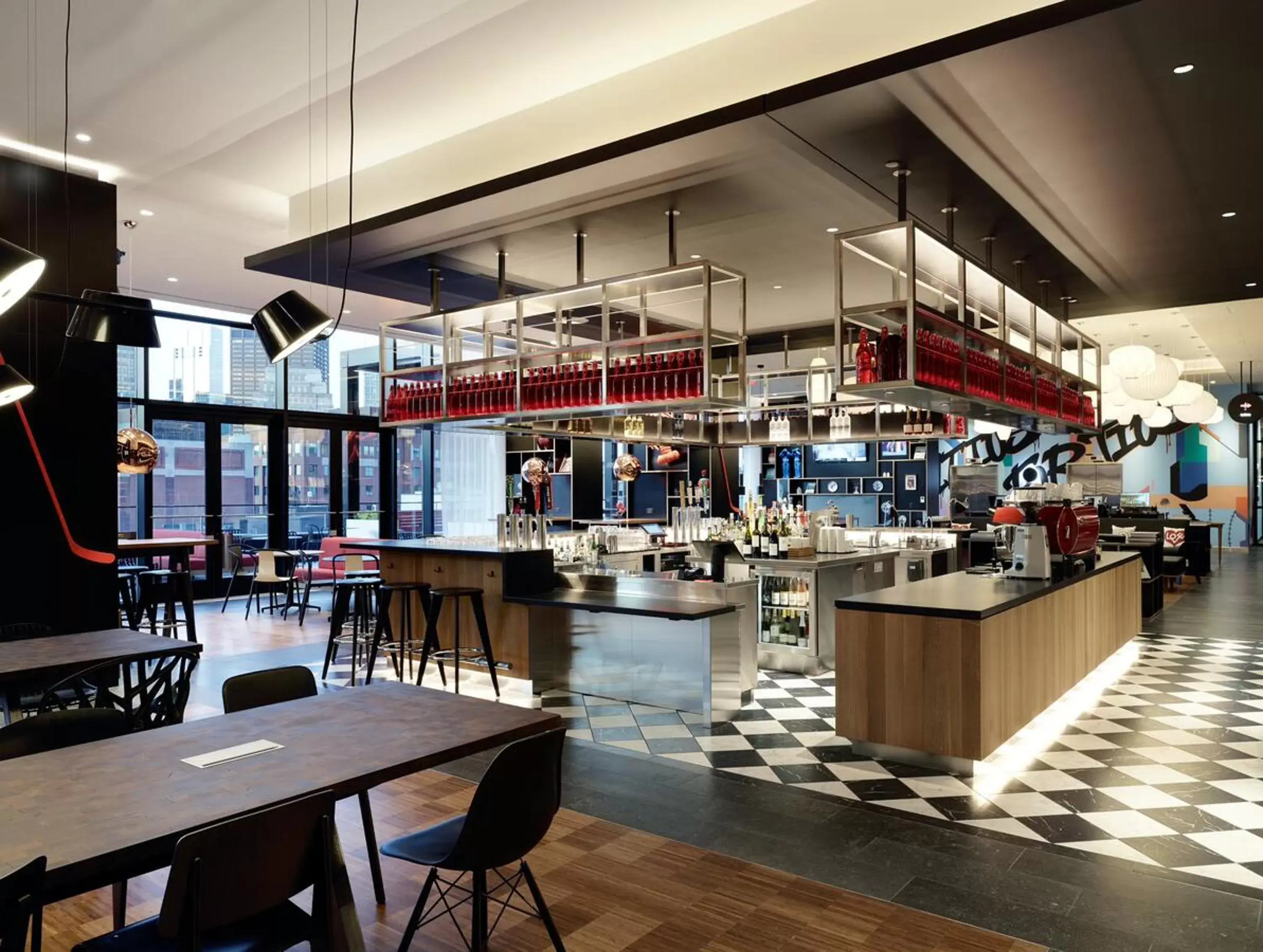 Restaurant/Places to Eat in citizenM Boston North Station