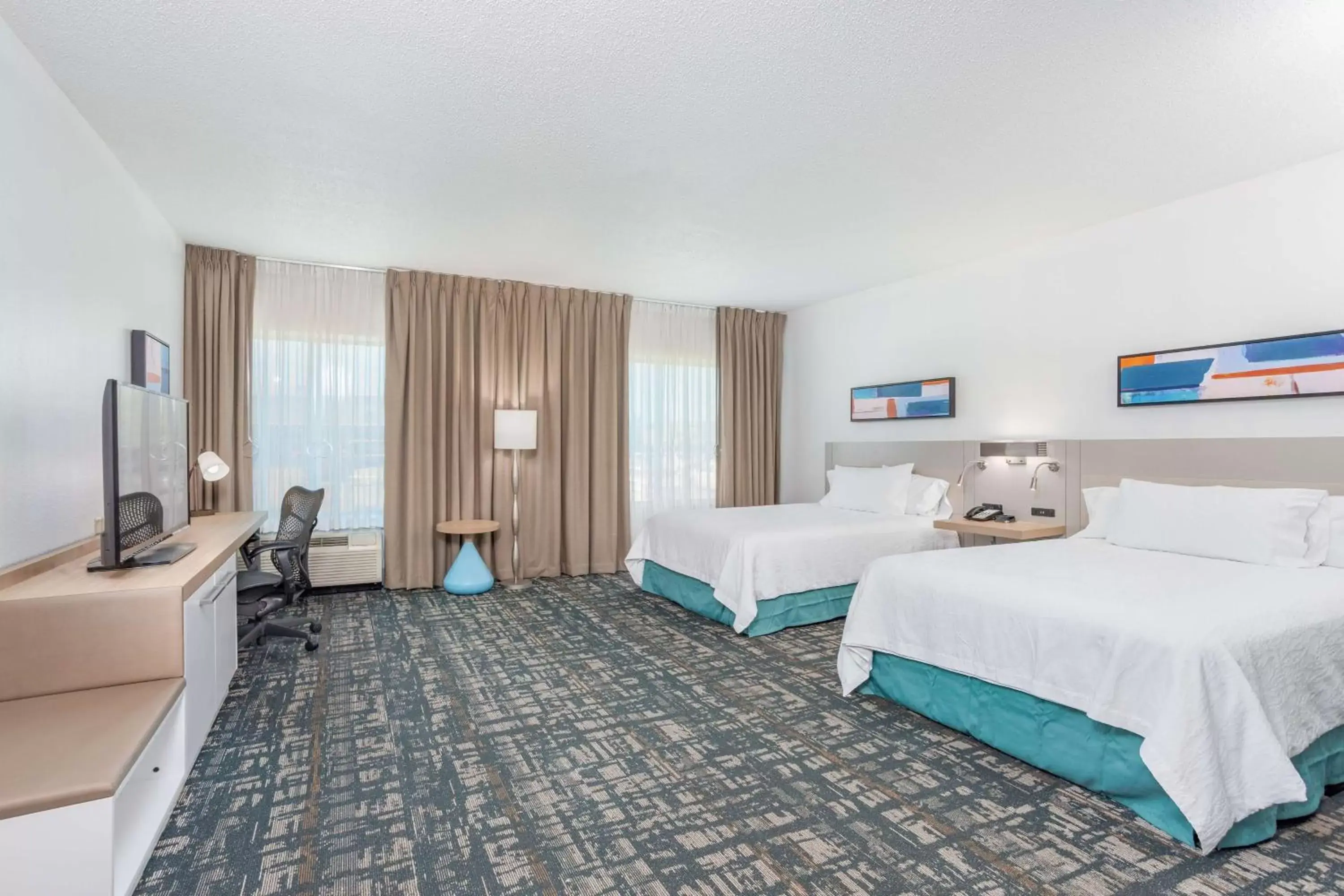 Bedroom, Bed in Hilton Garden Inn Cincinnati/Sharonville